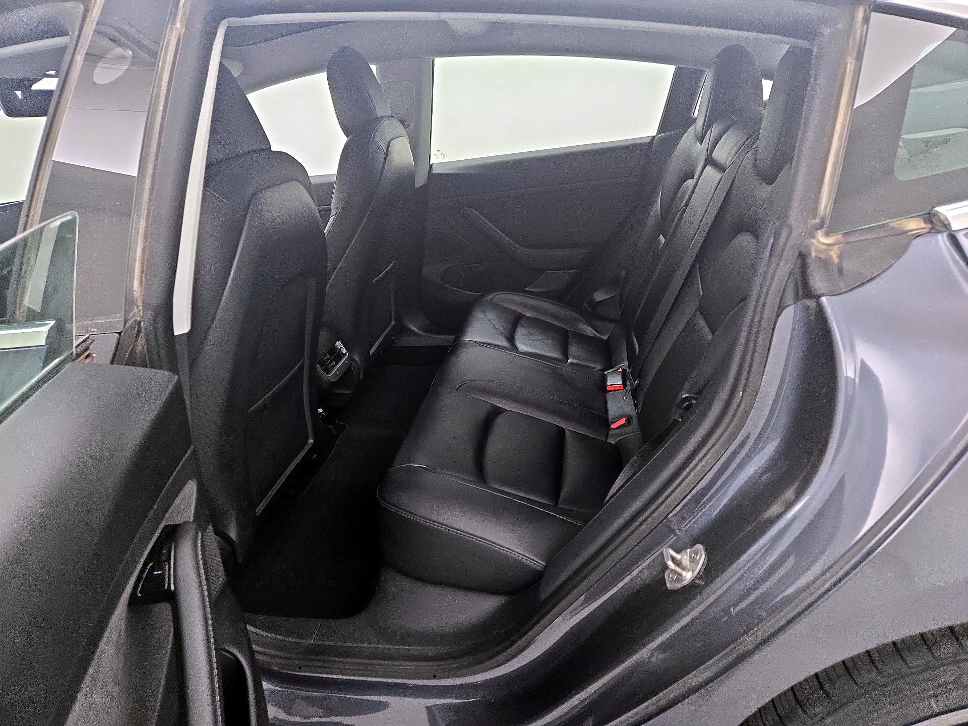 Thumbnail: 2020 Tesla Model 3 - 18