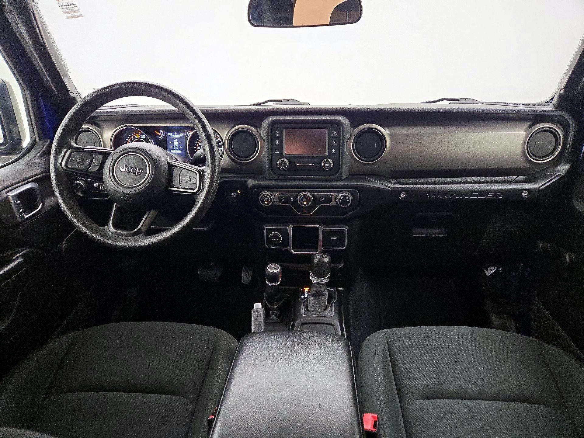 Thumbnail: 2018 Jeep Wrangler - 9