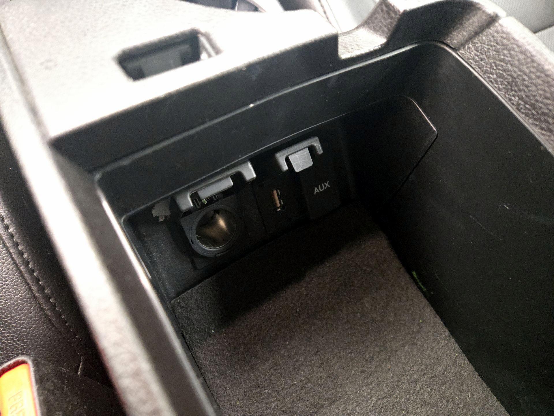 Thumbnail: 2017 Acura ILX - 18