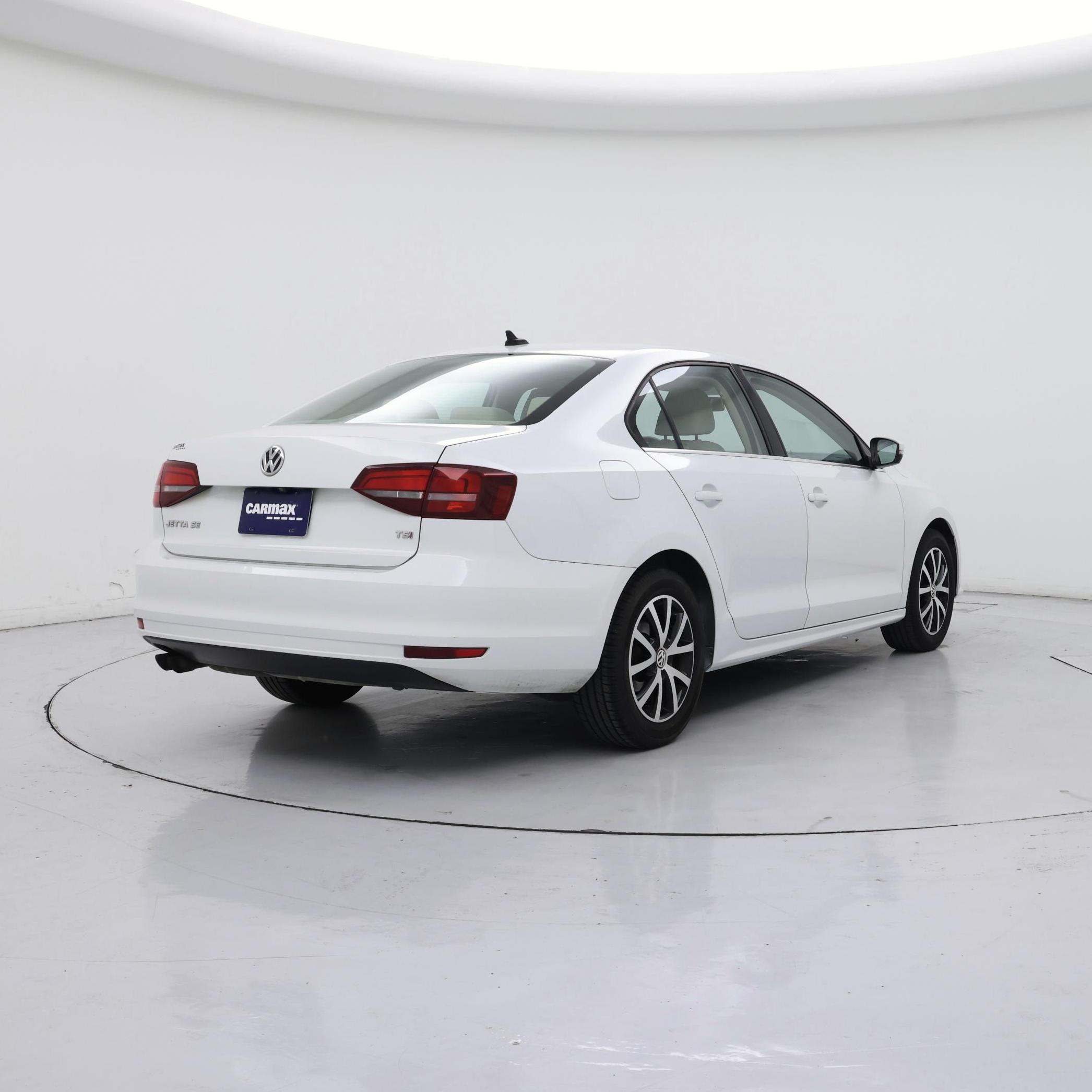 Thumbnail: 2017 Volkswagen Jetta - 8