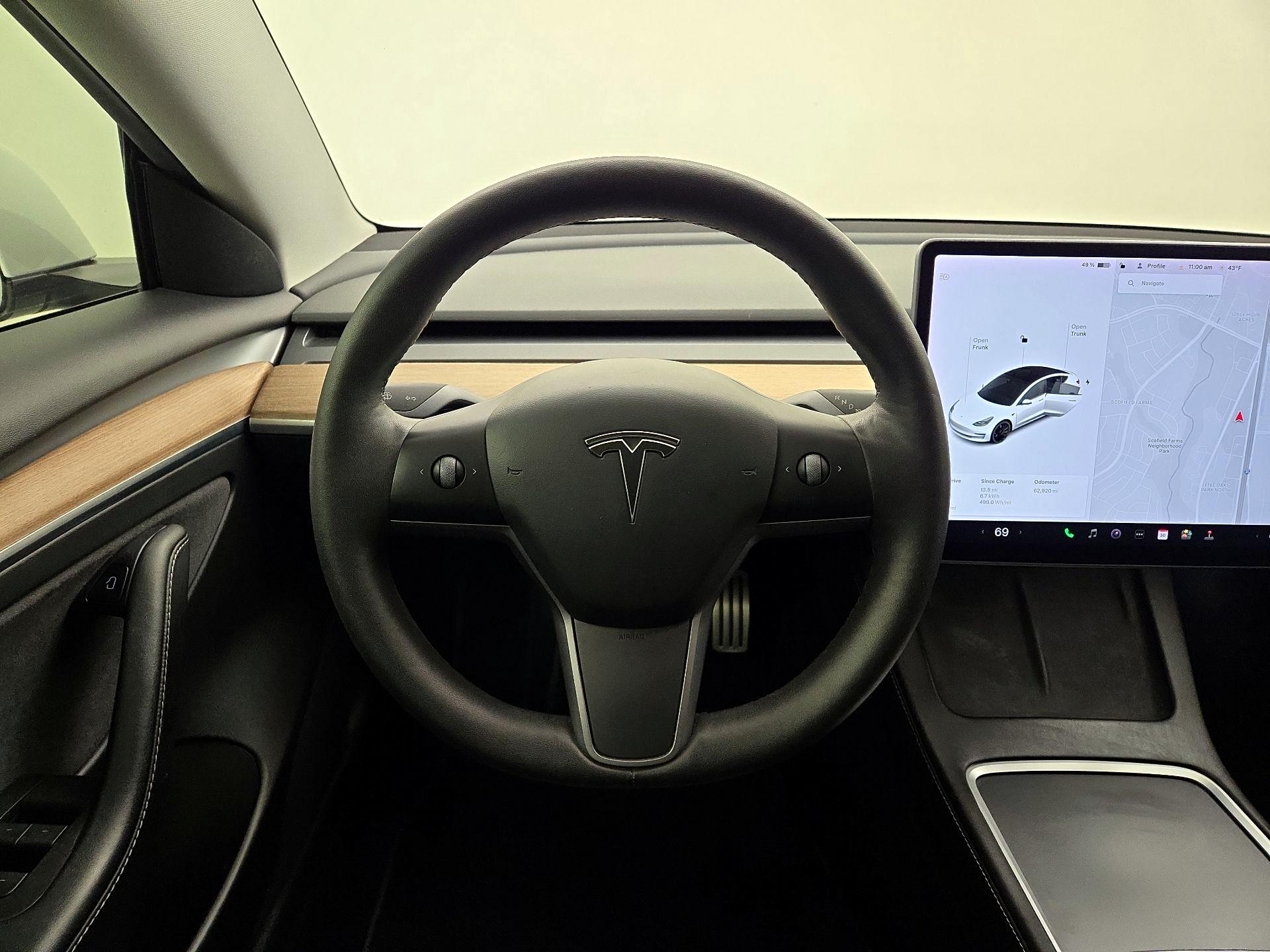 Thumbnail: 2021 Tesla Model 3 - 10