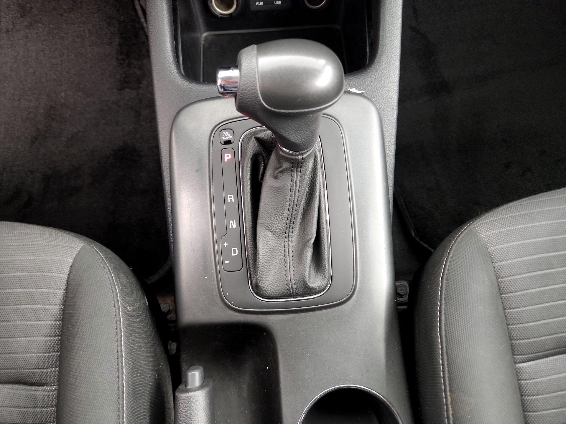 Thumbnail: 2014 Kia Forte - 16