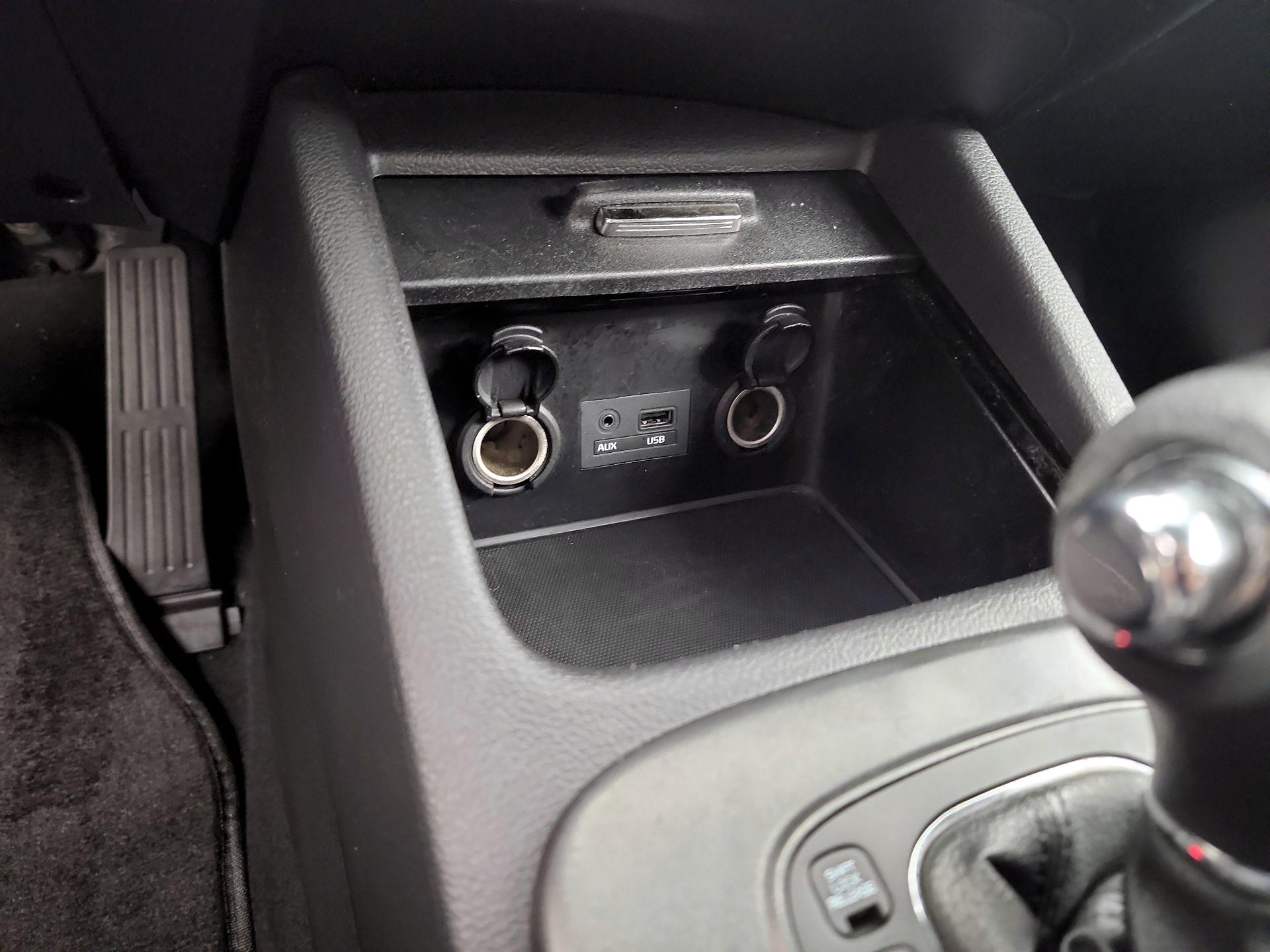 Thumbnail: 2014 Kia Forte - 17