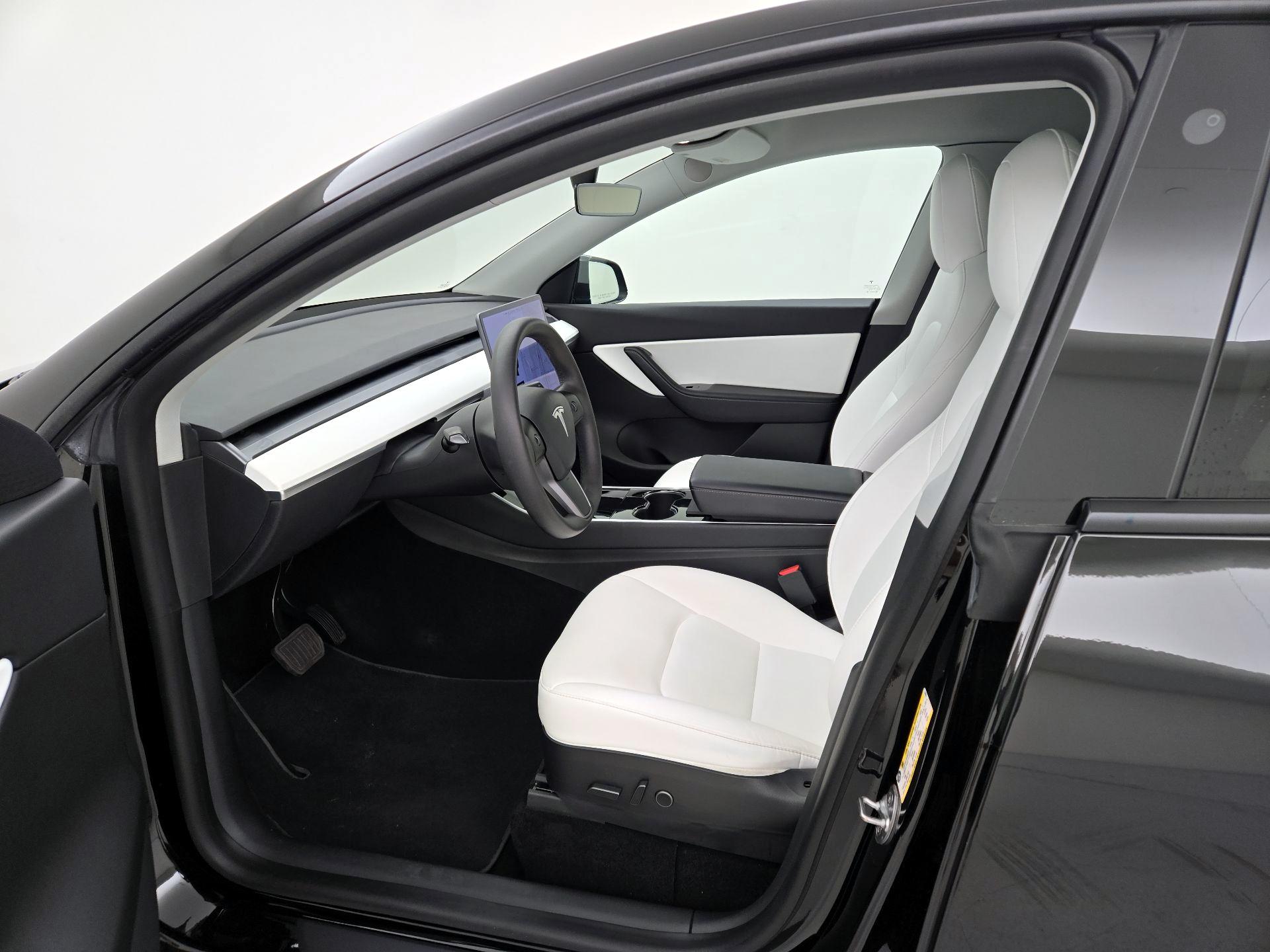 Thumbnail: 2021 Tesla Model Y - 11