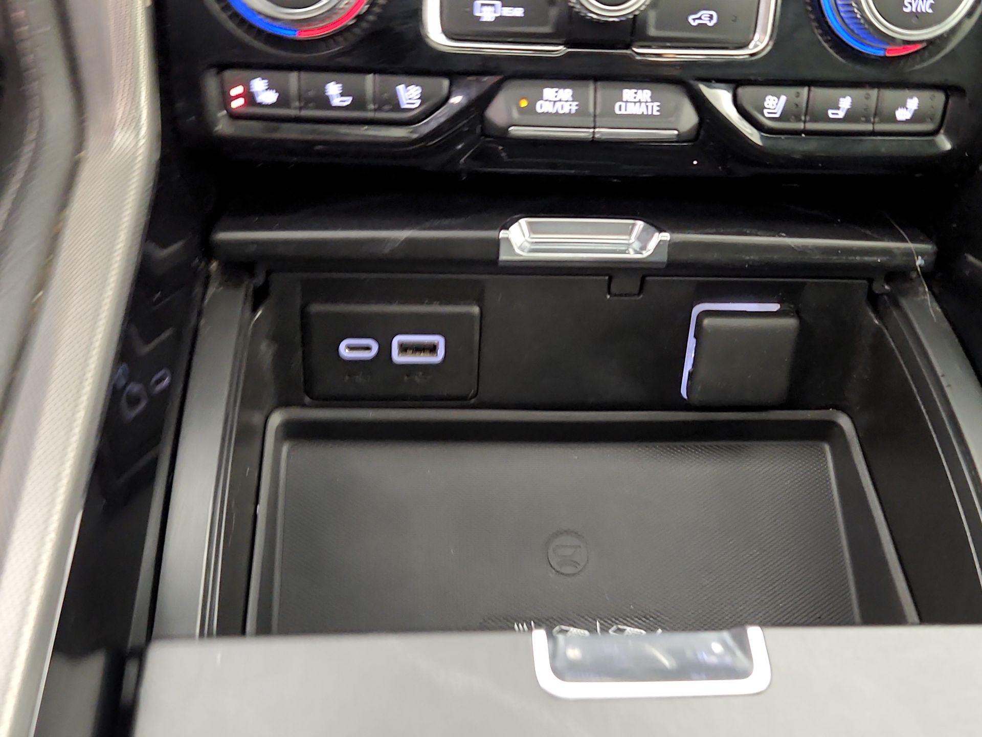 Thumbnail: 2022 GMC Yukon - 19