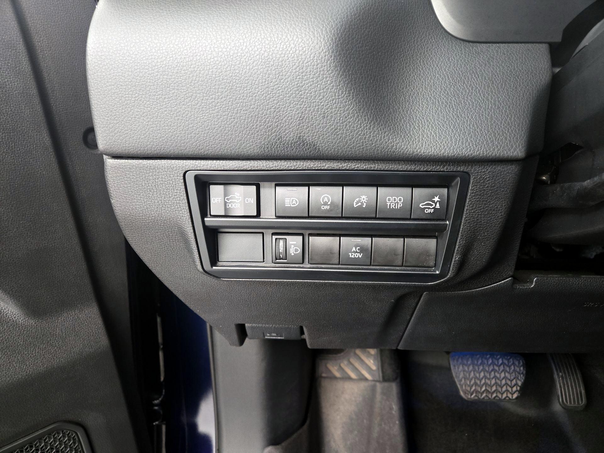 Thumbnail: 2024 Toyota Tundra - 13