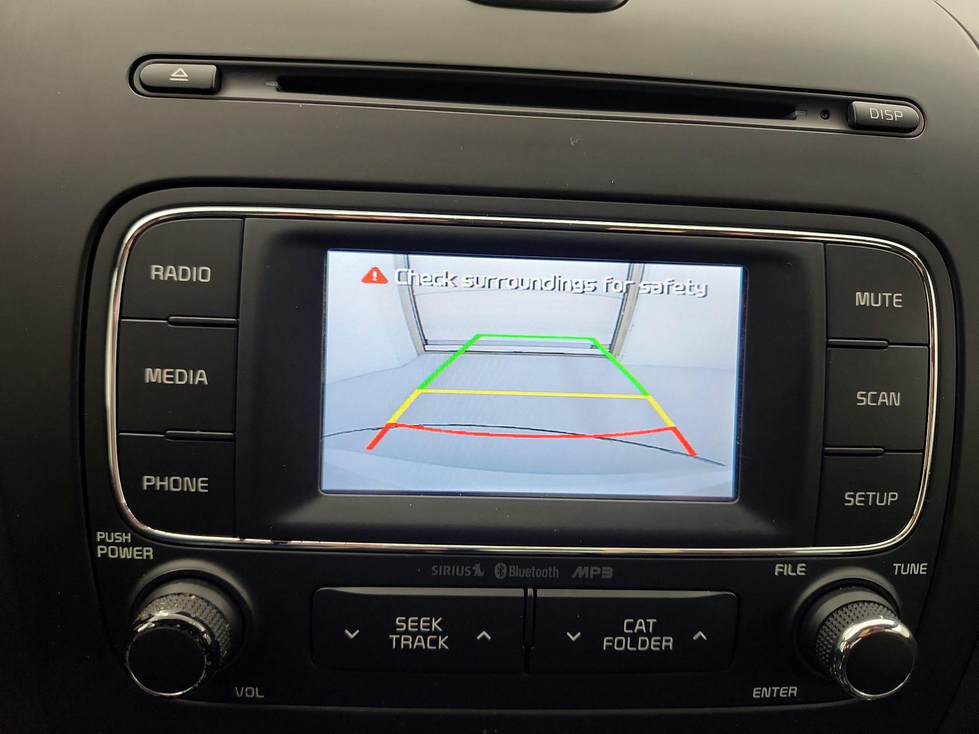 Thumbnail: 2016 Kia Forte - 14