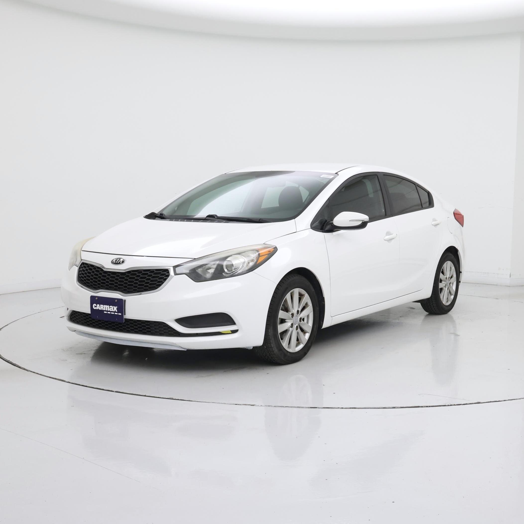 Thumbnail: 2016 Kia Forte - 4
