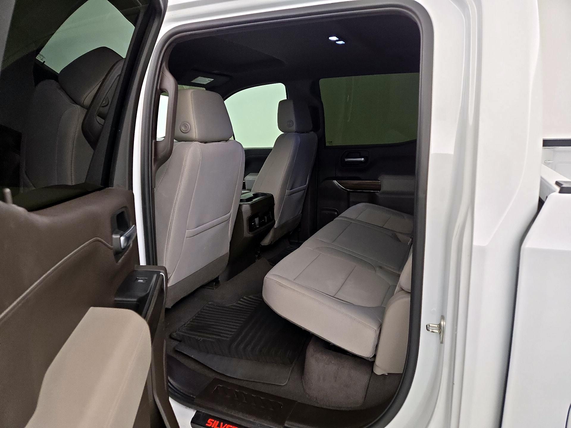 Thumbnail: 2020 Chevrolet Silverado 1500 - 19