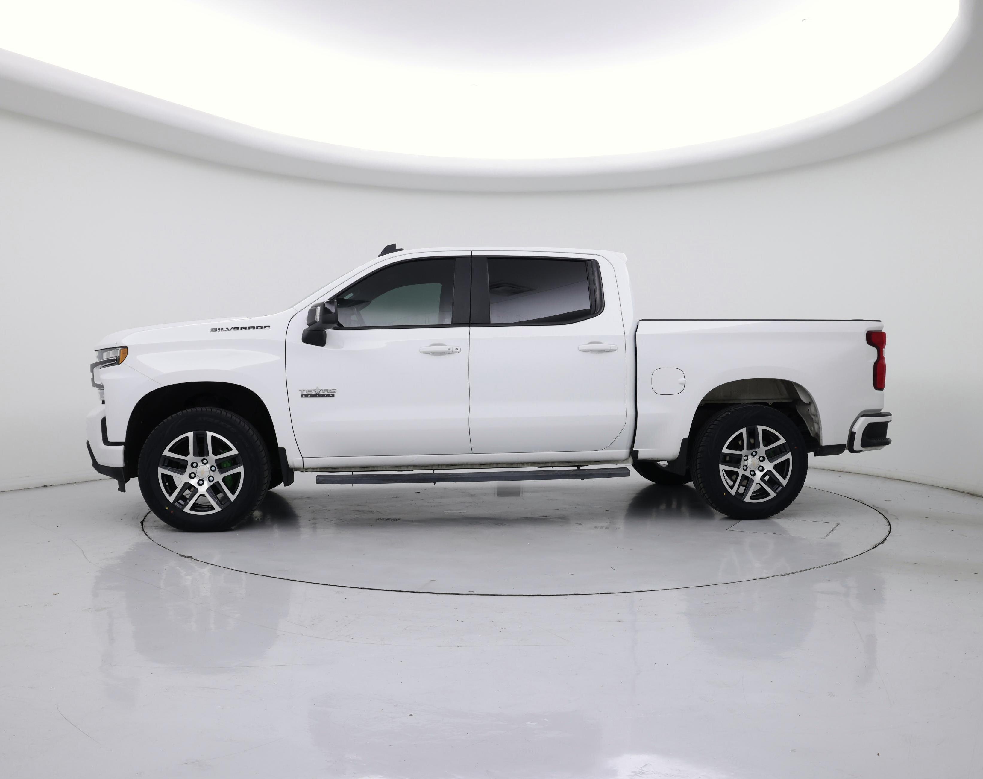 Thumbnail: 2020 Chevrolet Silverado 1500 - 3