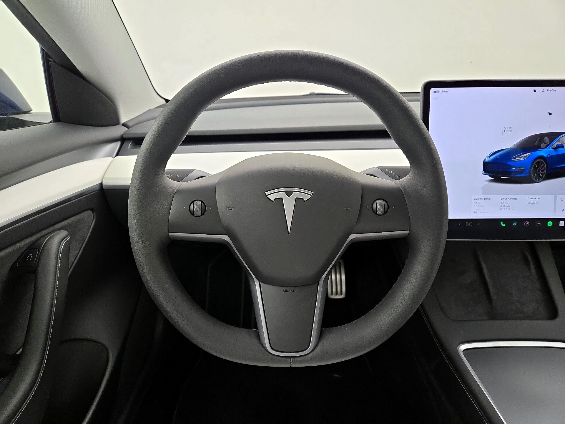 Thumbnail: 2023 Tesla Model 3 - 10