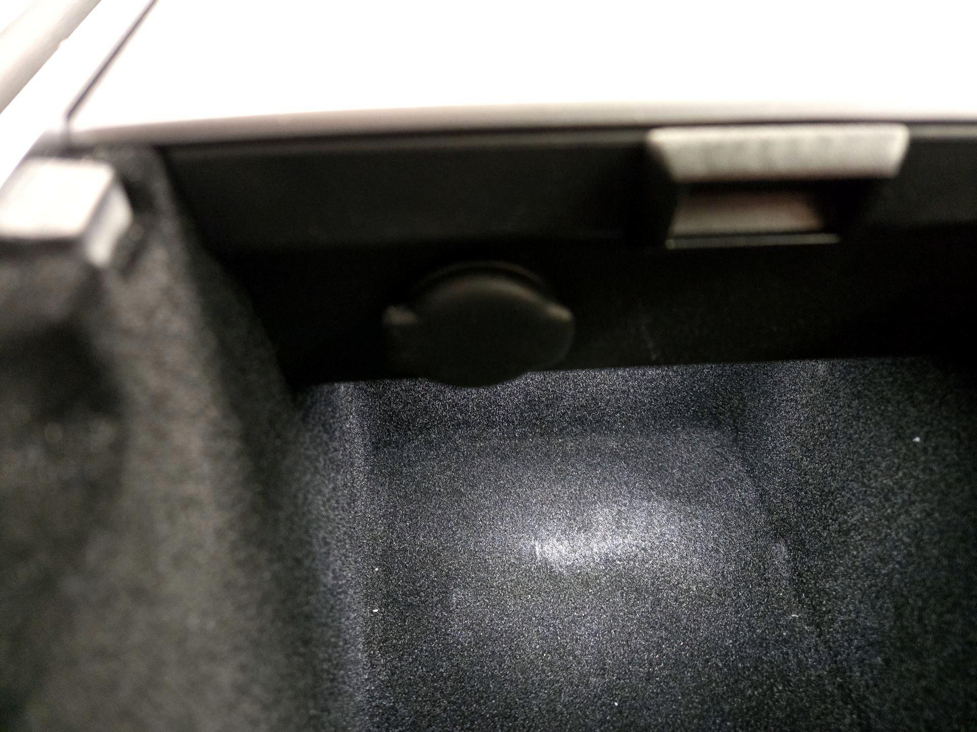 Thumbnail: 2023 Tesla Model 3 - 18