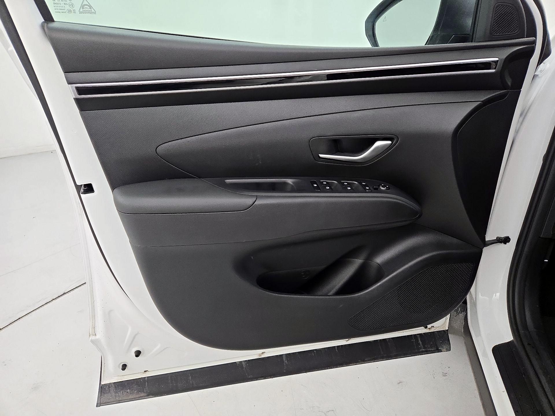 Thumbnail: 2023 Hyundai Tucson - 12