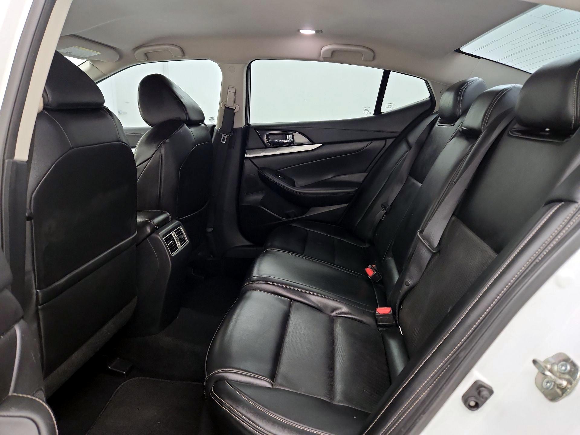 Thumbnail: 2019 Nissan Maxima - 20