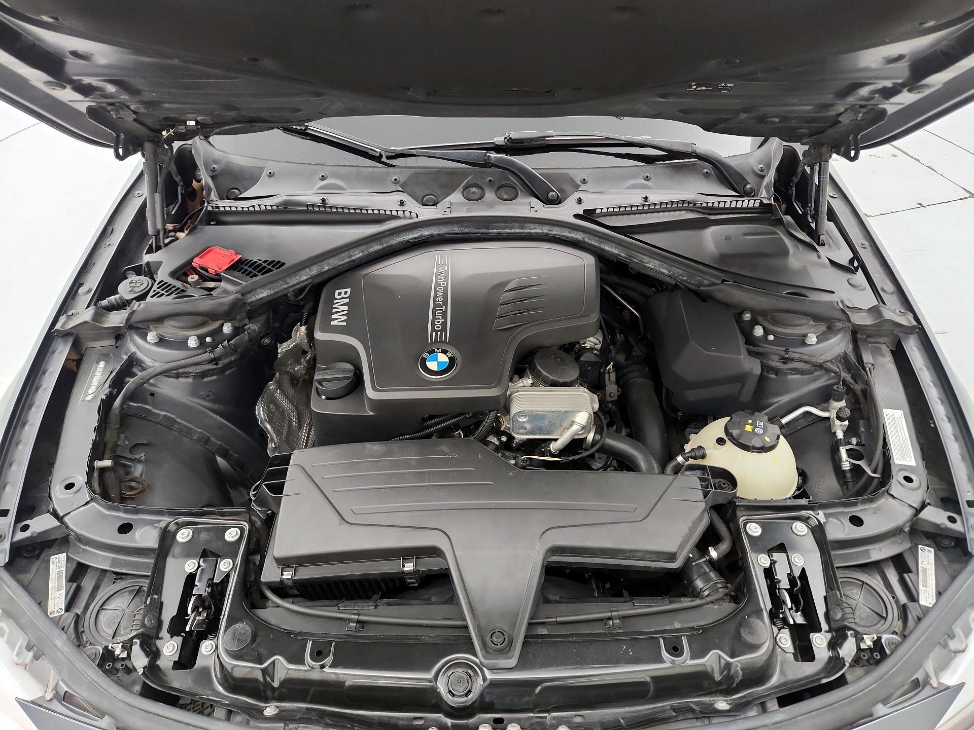 Thumbnail: 2015 BMW 3 Series - 20