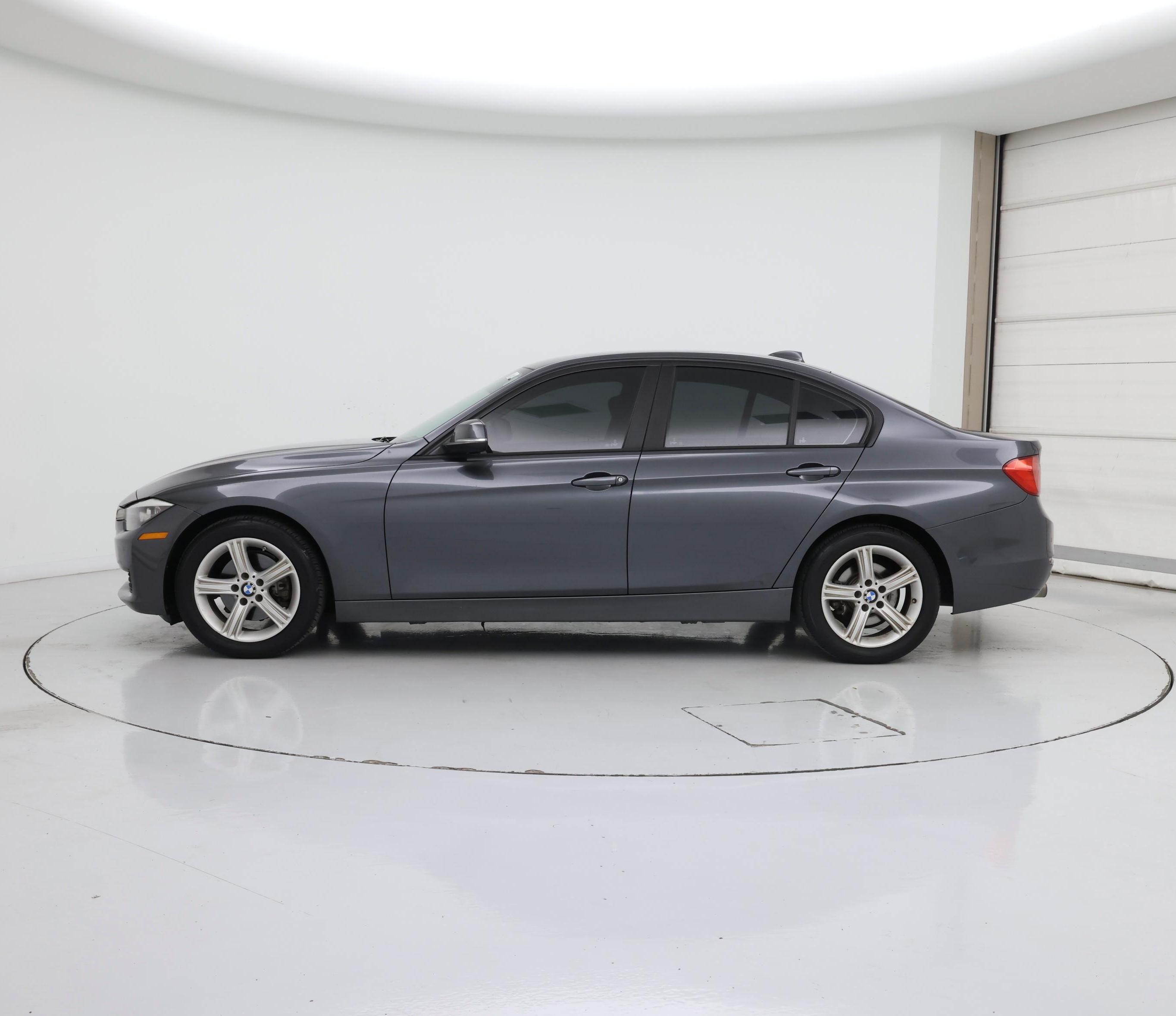 Thumbnail: 2015 BMW 3 Series - 3