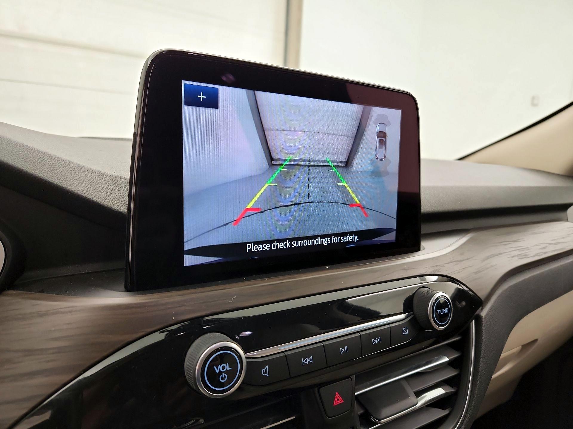 Thumbnail: 2020 Ford Escape - 15