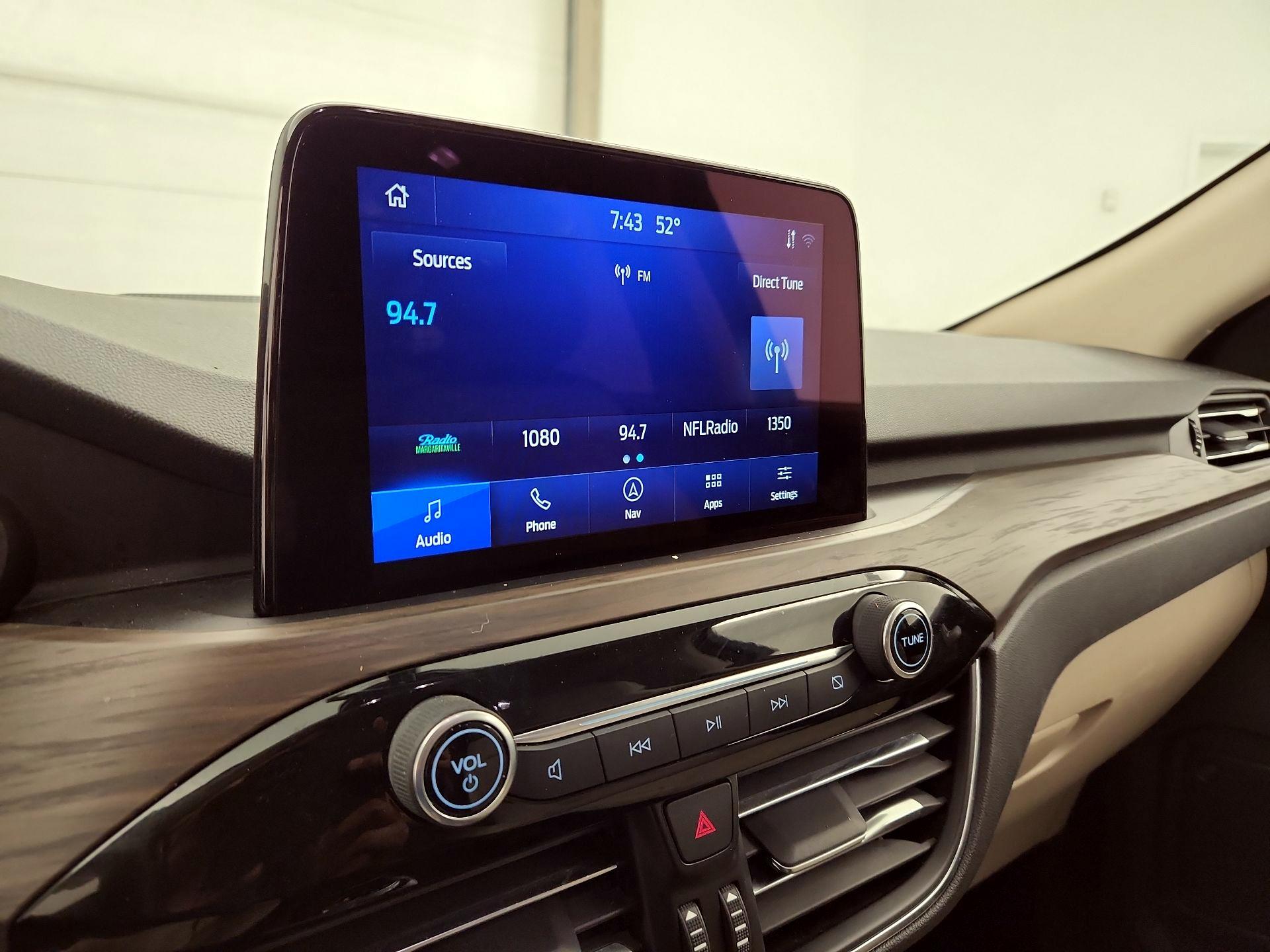 Thumbnail: 2020 Ford Escape - 16