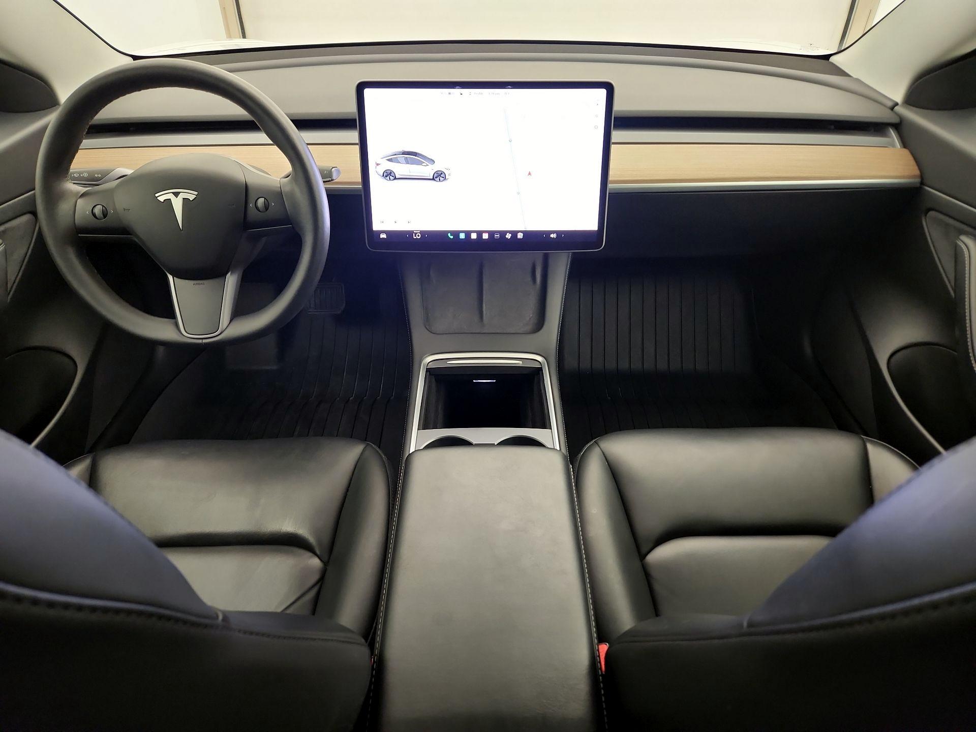 Thumbnail: 2021 Tesla Model 3 - 9