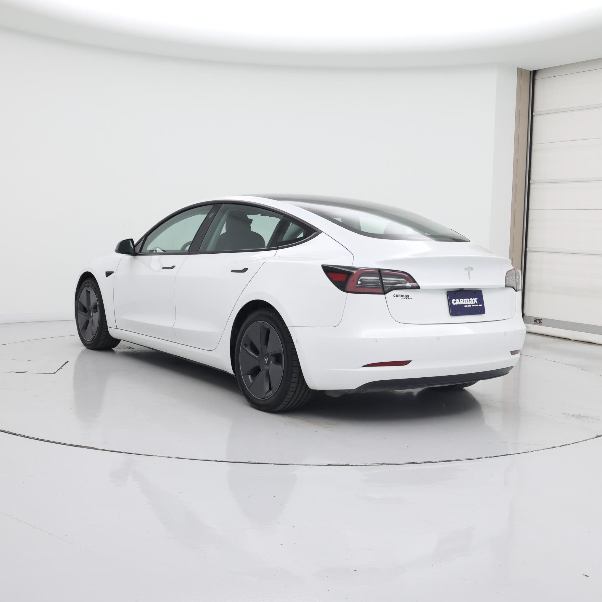 Thumbnail: 2021 Tesla Model 3 - 2