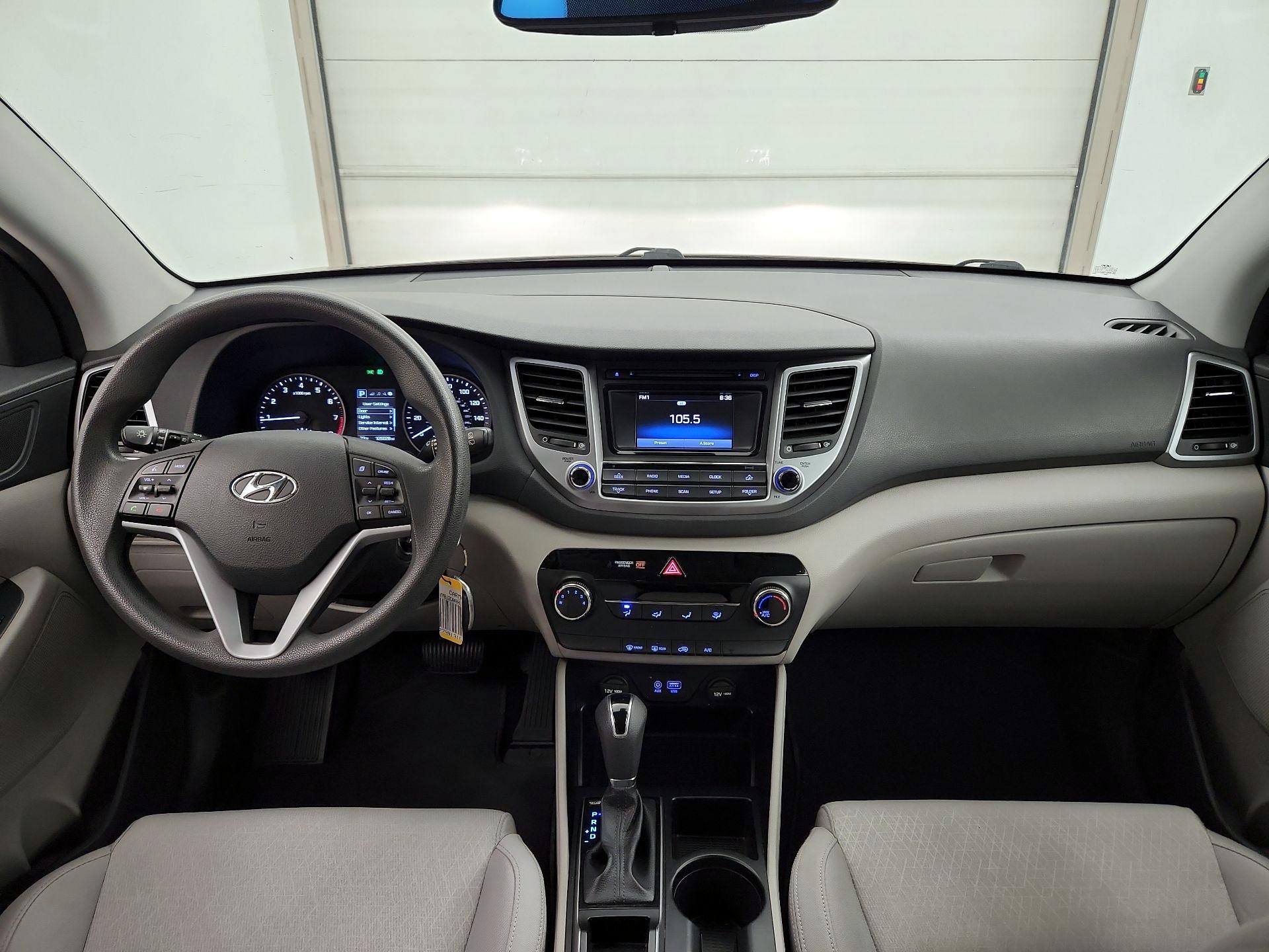 Thumbnail: 2017 Hyundai Tucson - 9