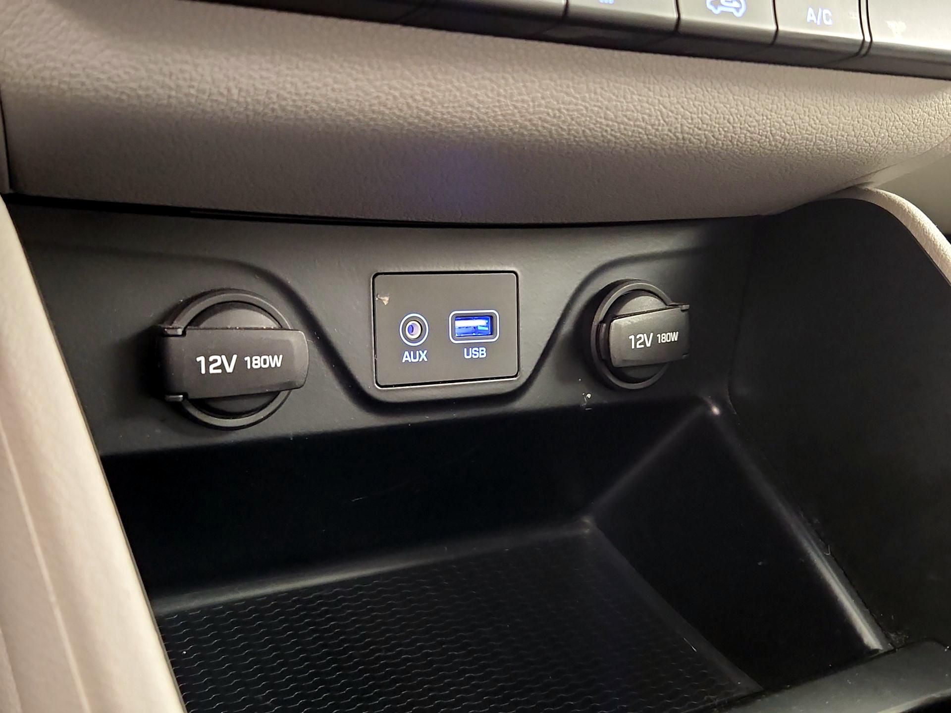 Thumbnail: 2017 Hyundai Tucson - 18