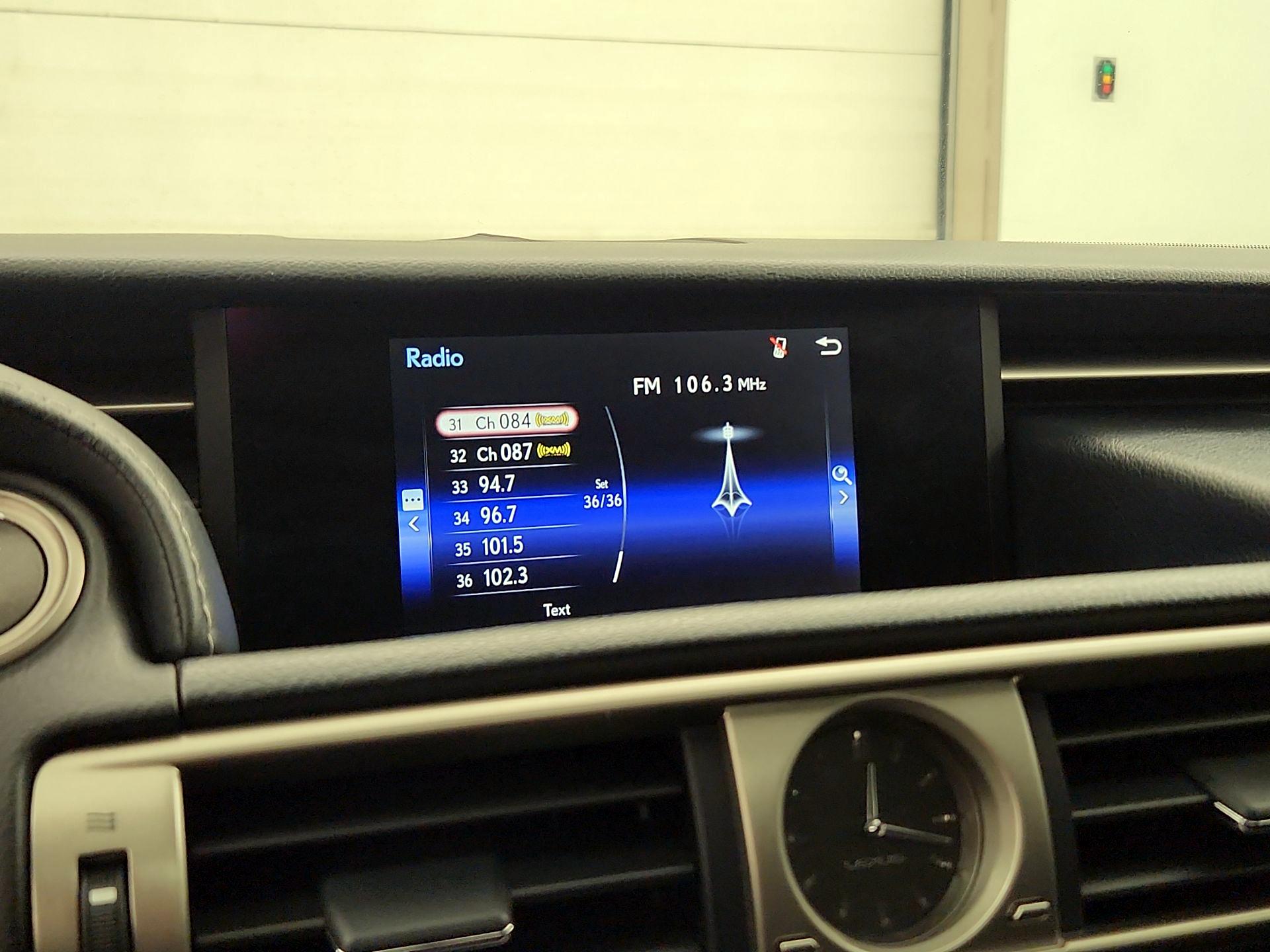 Thumbnail: 2016 Lexus IS - 15