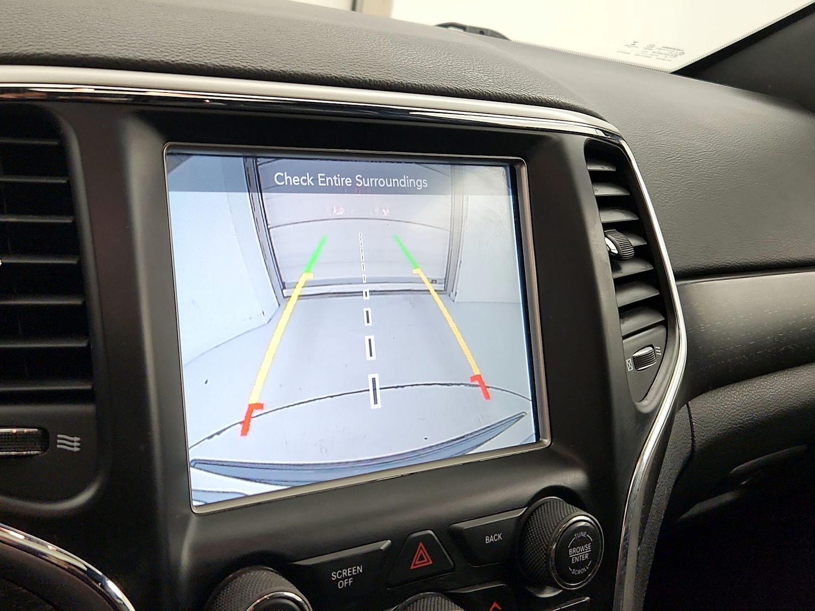 2017 Jeep Grand Cherokee Altitude - Photo 15