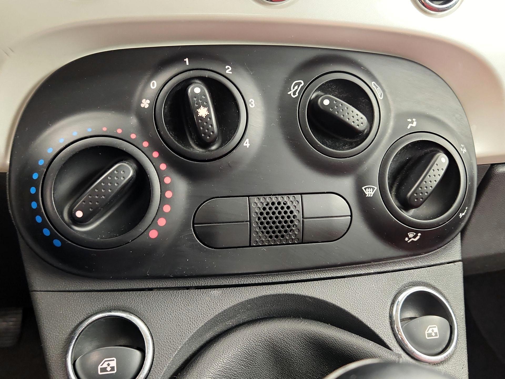 Thumbnail: 2015 Fiat 500 - 15