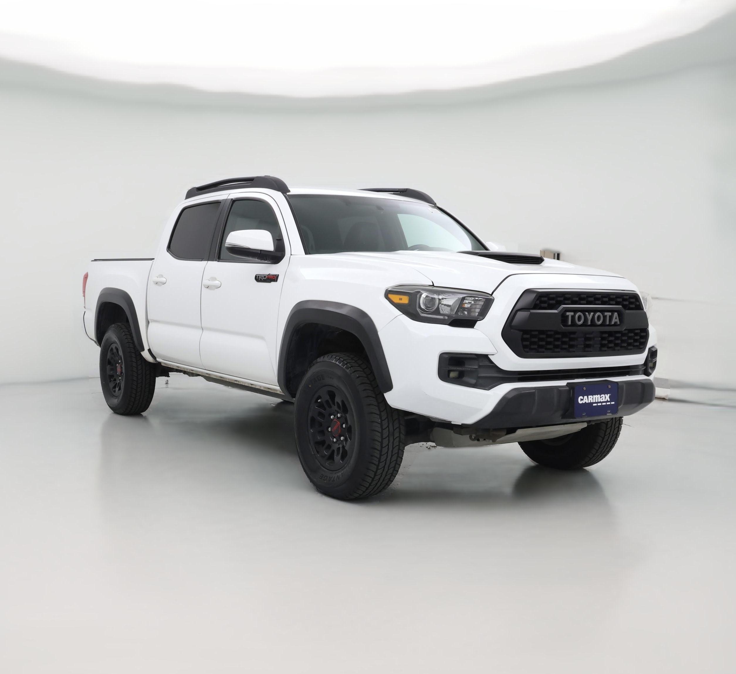 Thumbnail: 2017 Toyota Tacoma - 1