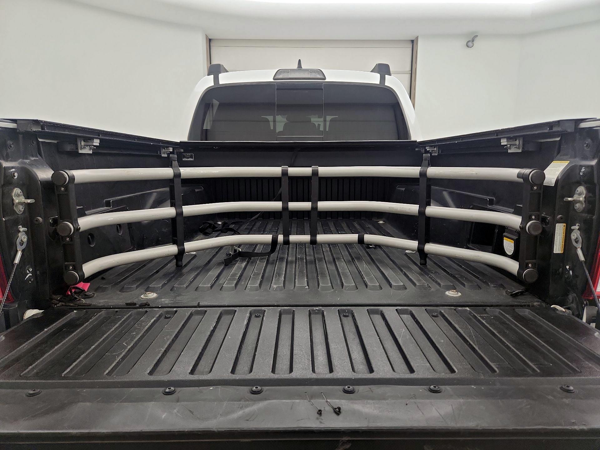 Thumbnail: 2017 Toyota Tacoma - 19
