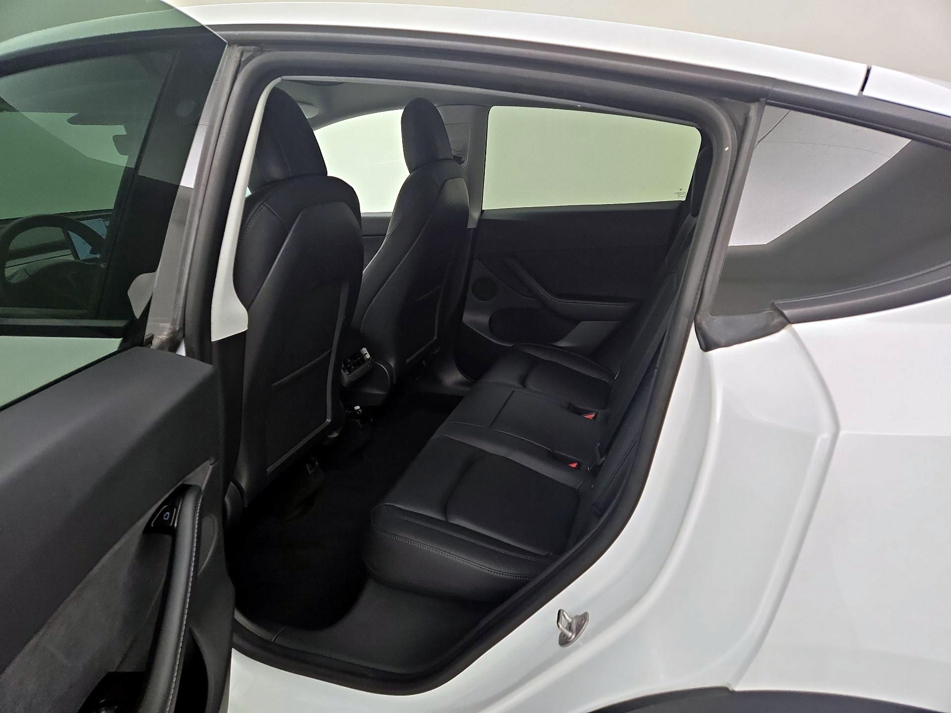 Thumbnail: 2020 Tesla Model Y - 20