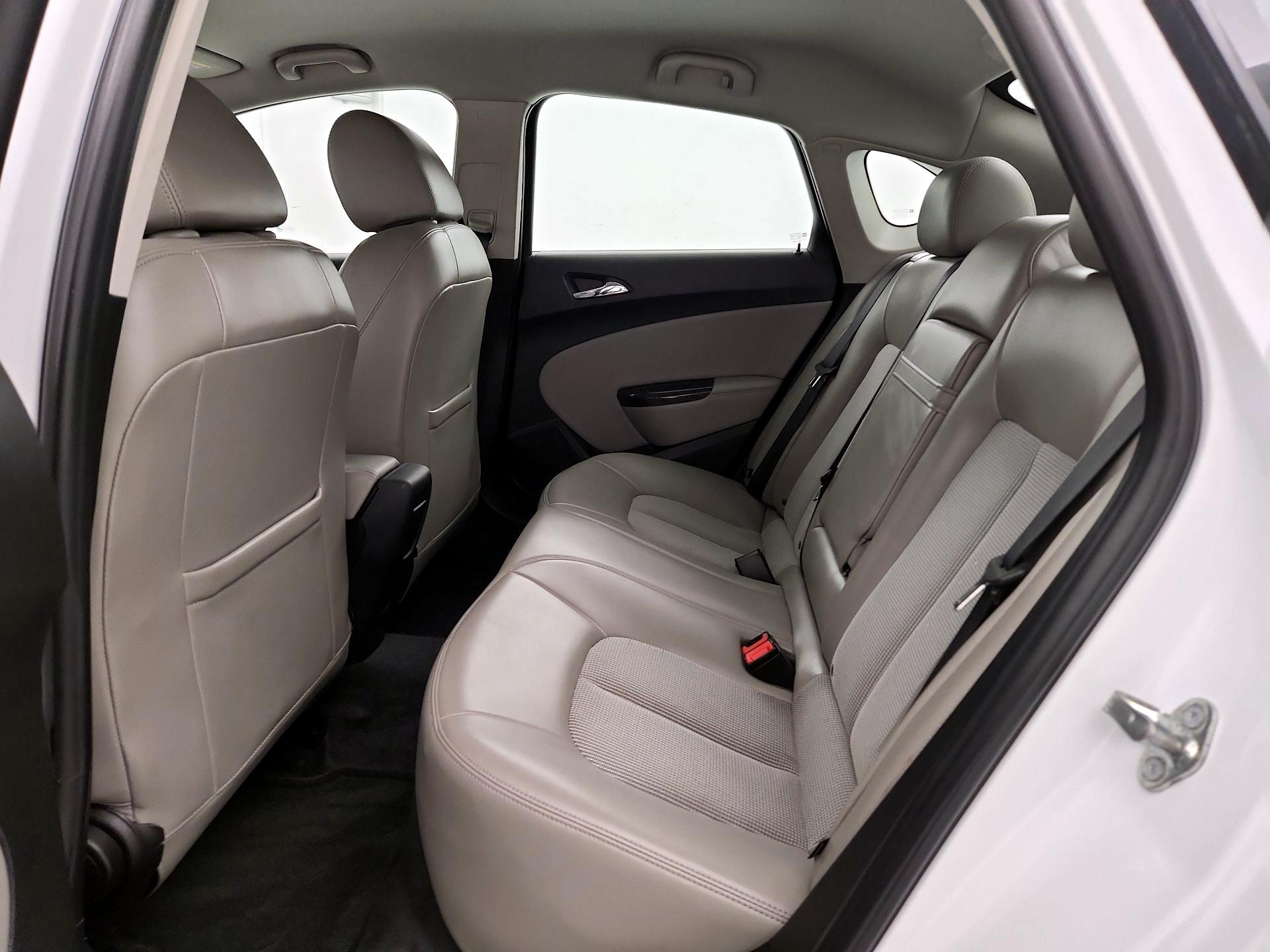 Thumbnail: 2016 Buick Verano - 18