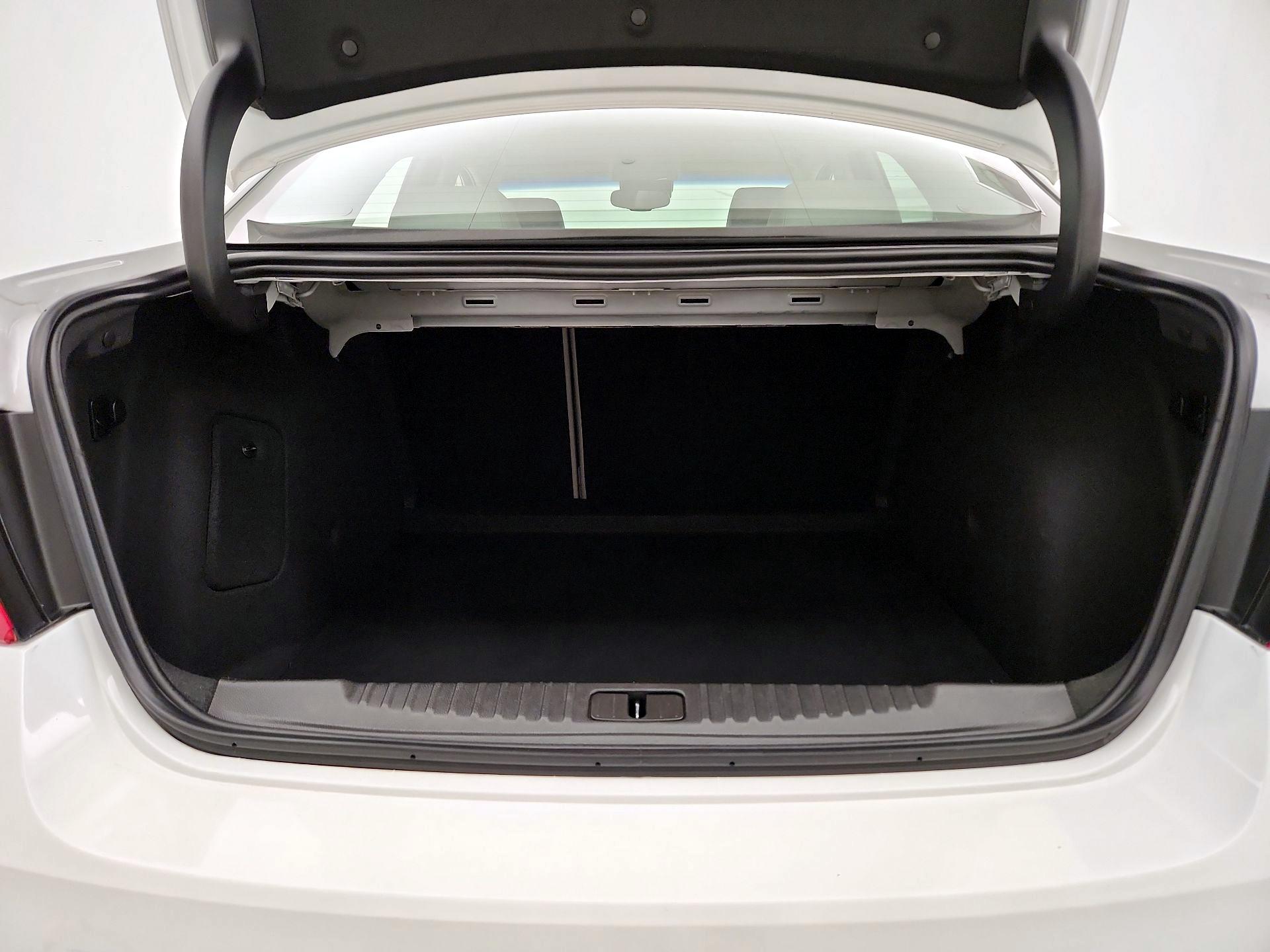 Thumbnail: 2016 Buick Verano - 19