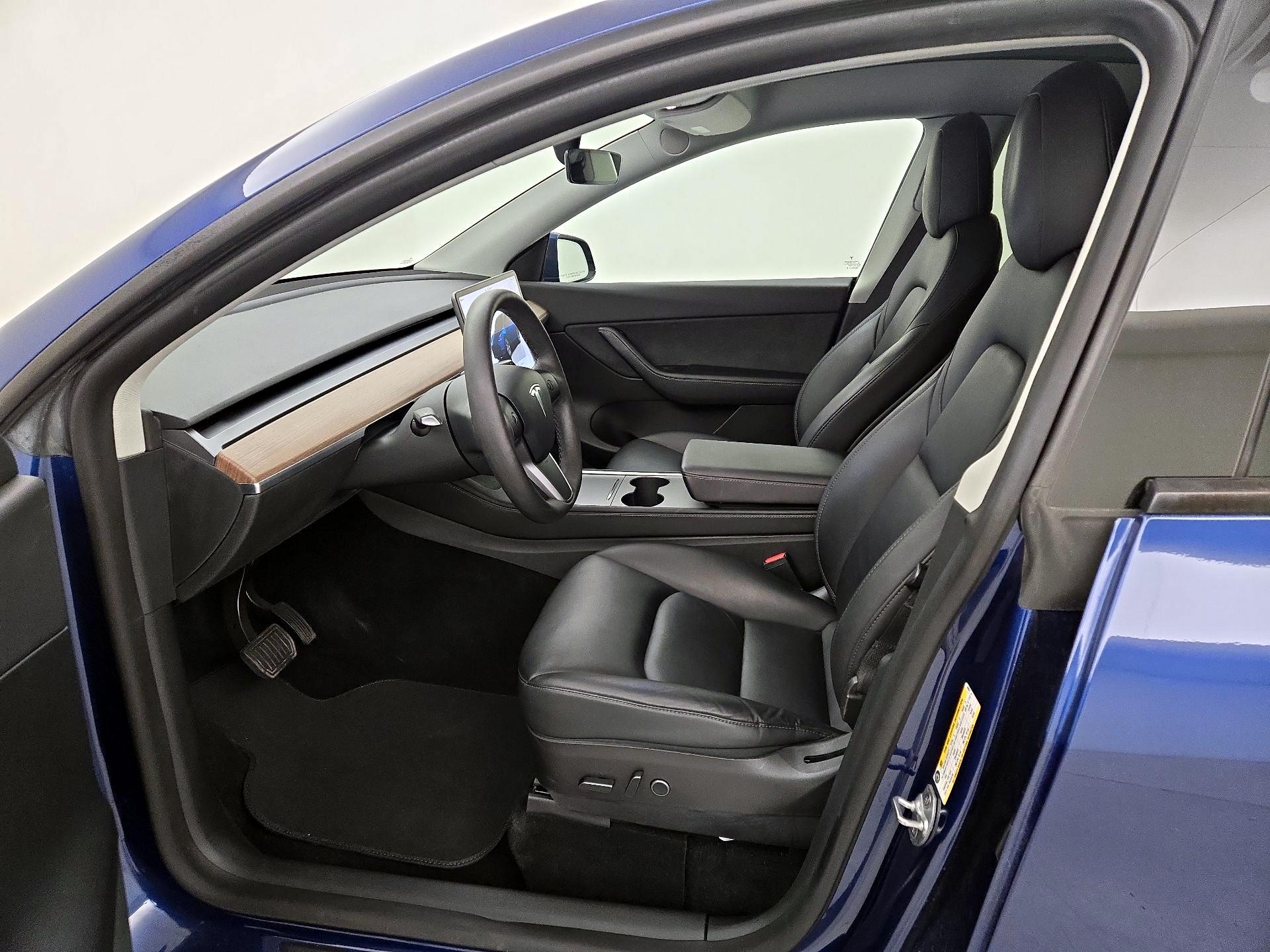 Thumbnail: 2022 Tesla Model Y - 11