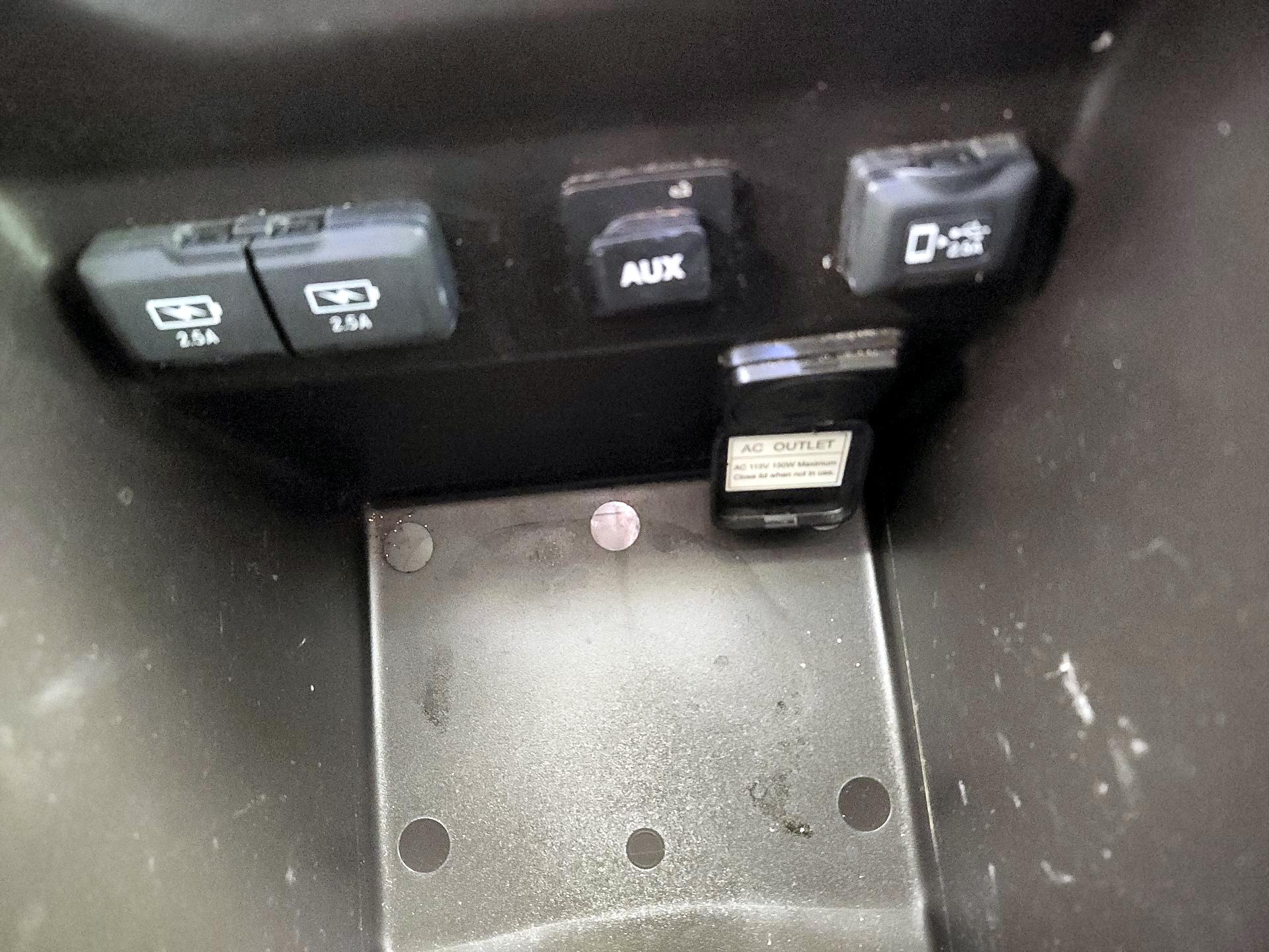 Thumbnail: 2019 Acura MDX - 19