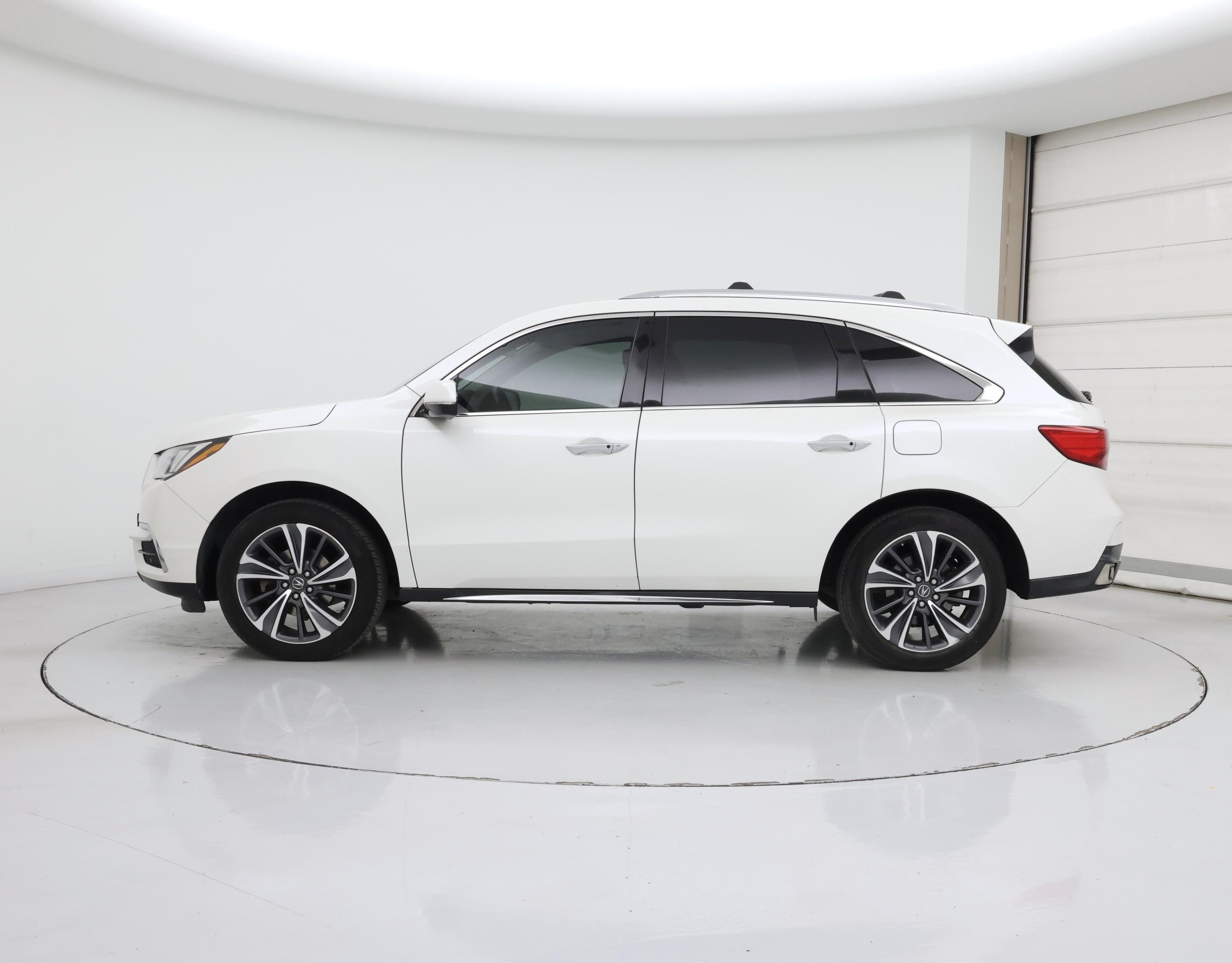 Thumbnail: 2019 Acura MDX - 3