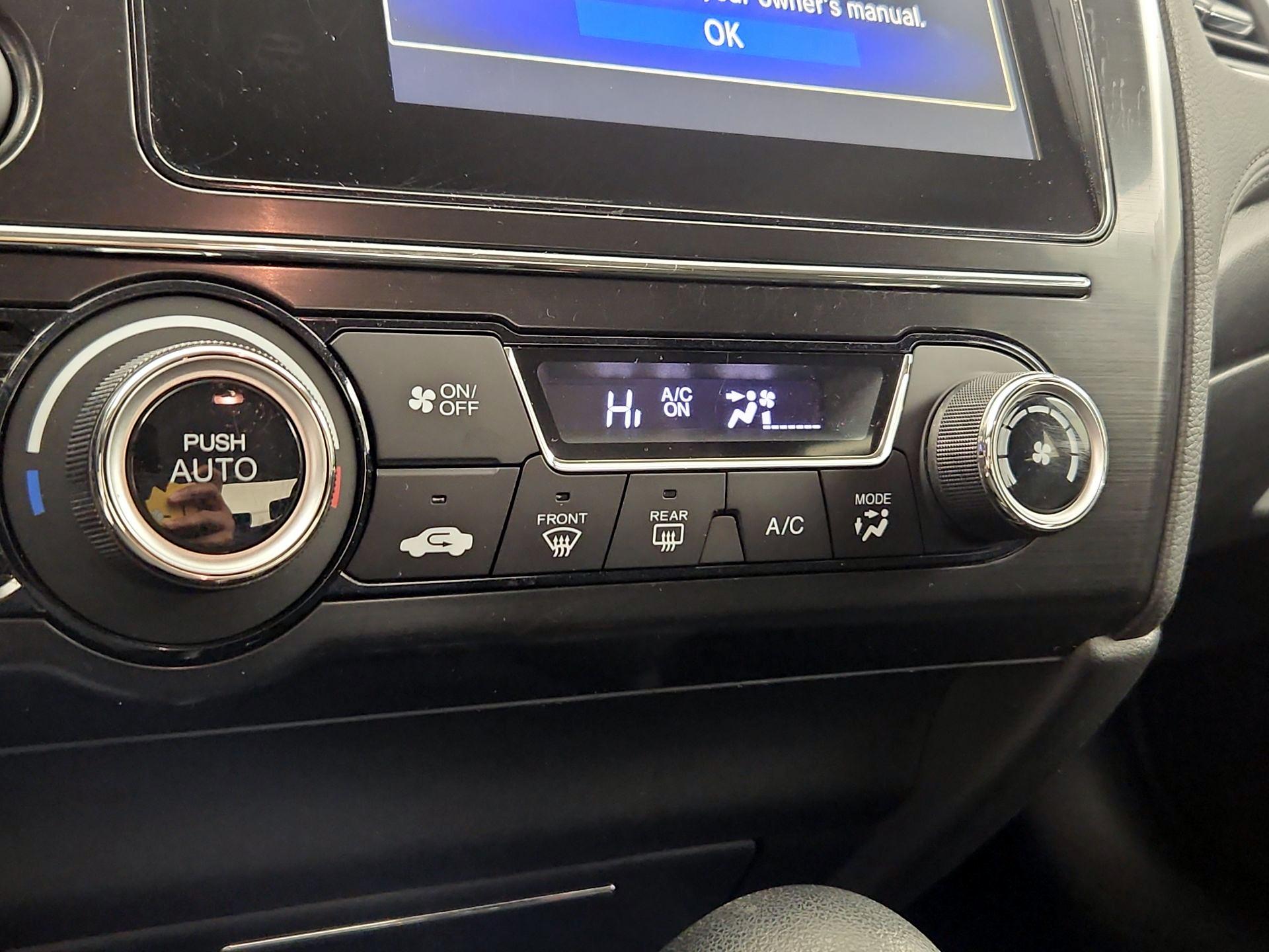 Thumbnail: 2015 Honda Civic - 15