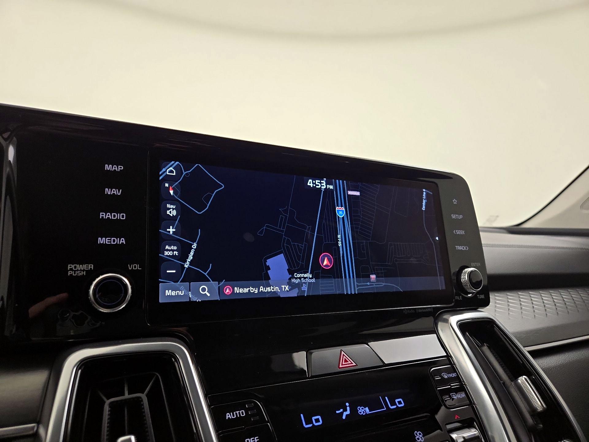 Thumbnail: 2023 Kia Sorento - 14