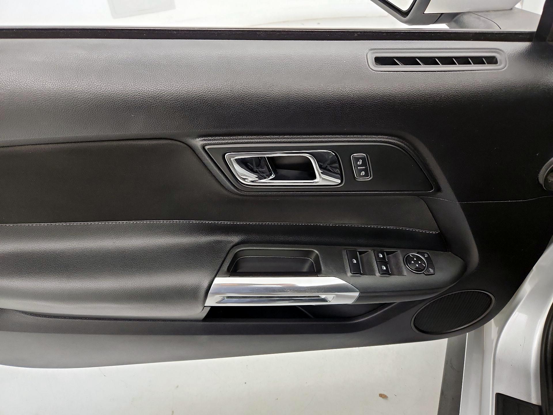 Thumbnail: 2016 Ford Mustang - 12