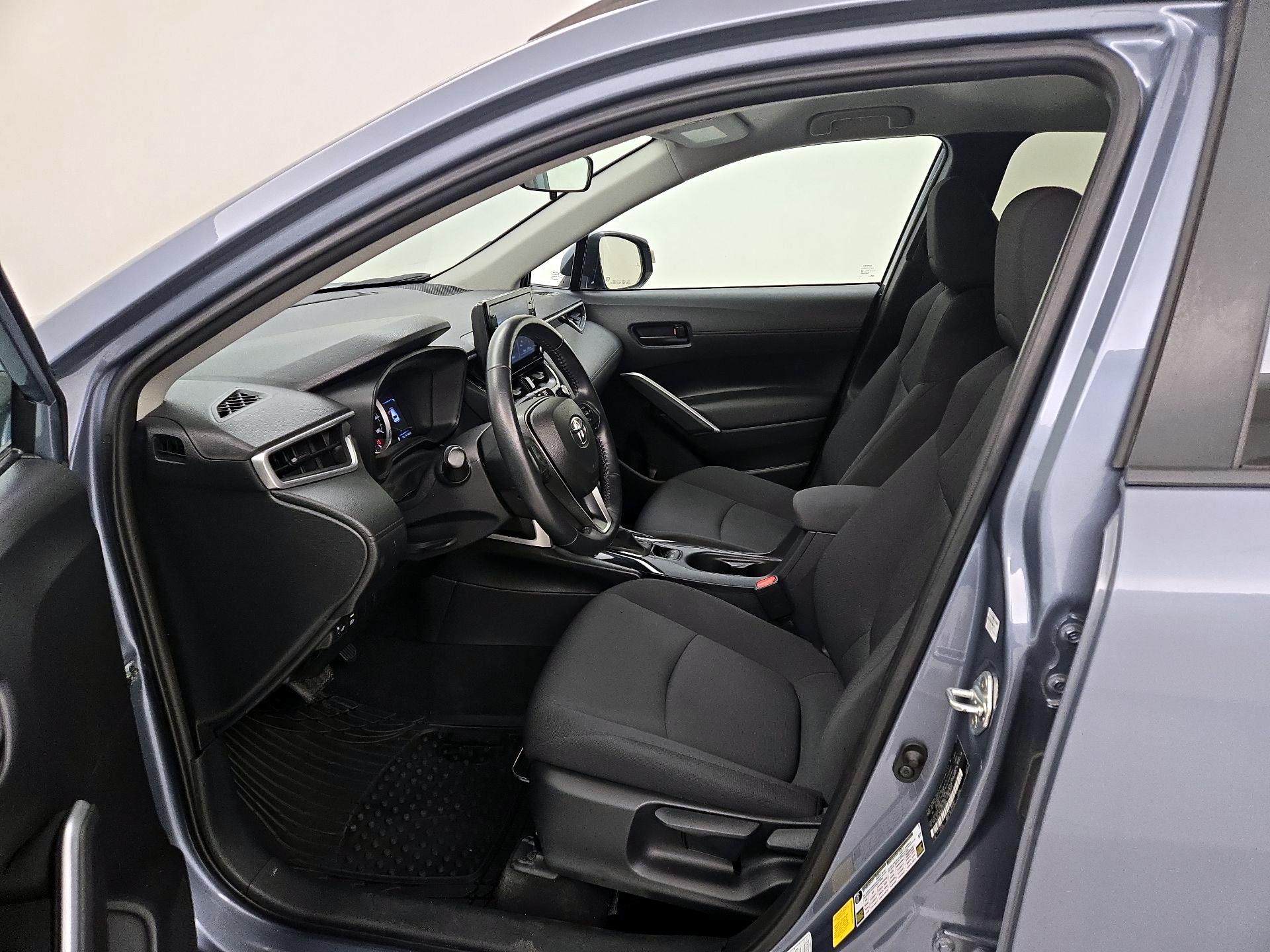 Thumbnail: 2022 Toyota Corolla Cross - 11