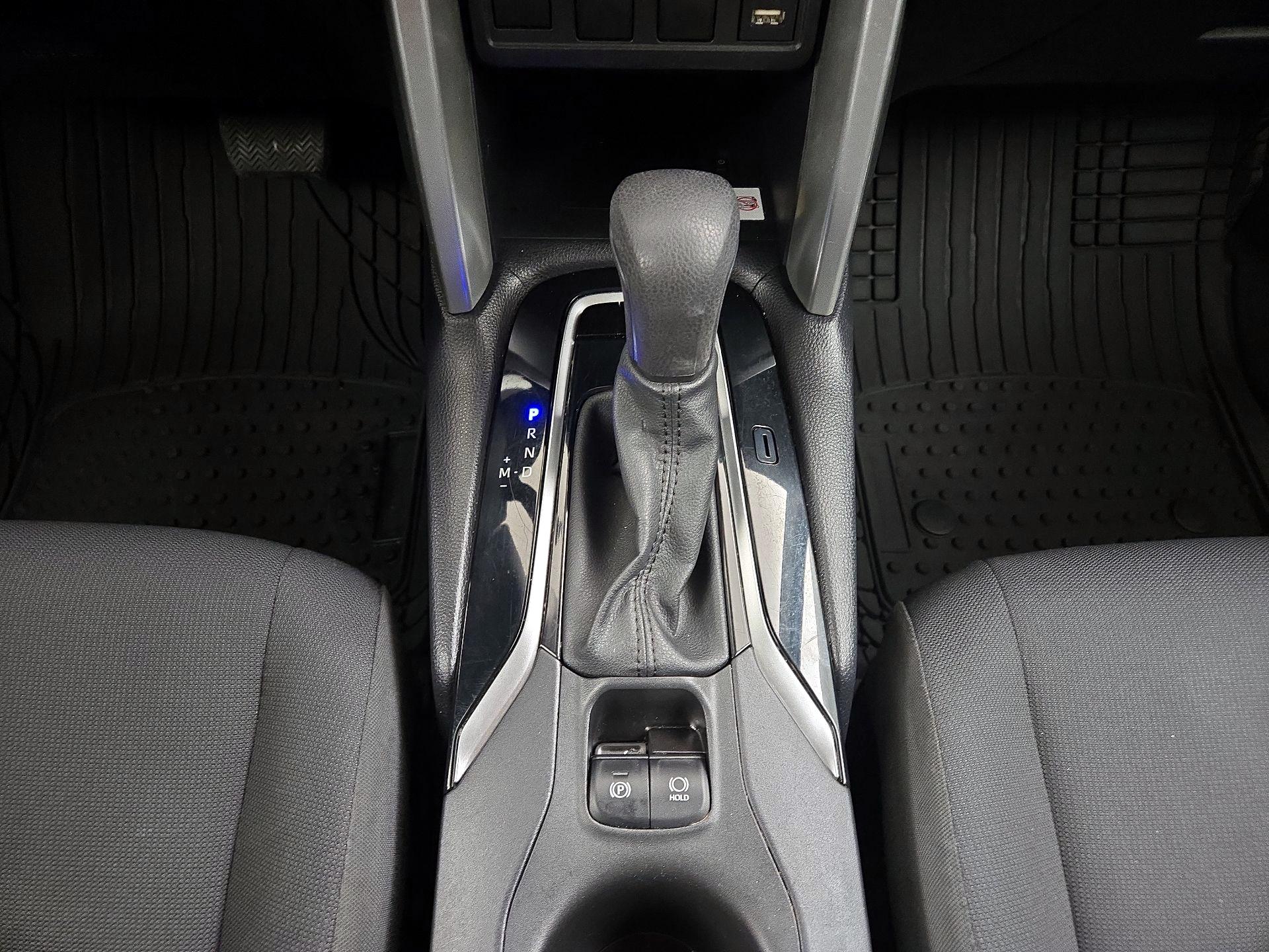 Thumbnail: 2022 Toyota Corolla Cross - 17