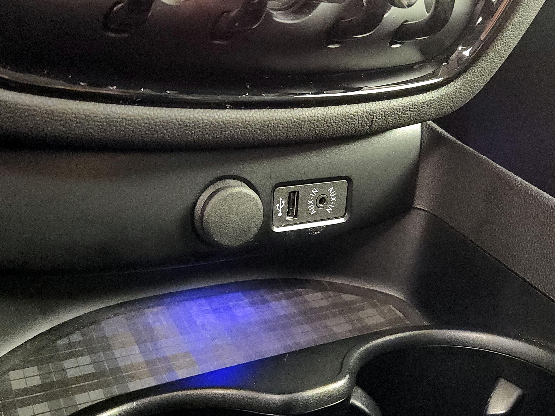 Thumbnail: 2017 MINI Cooper Clubman - 18