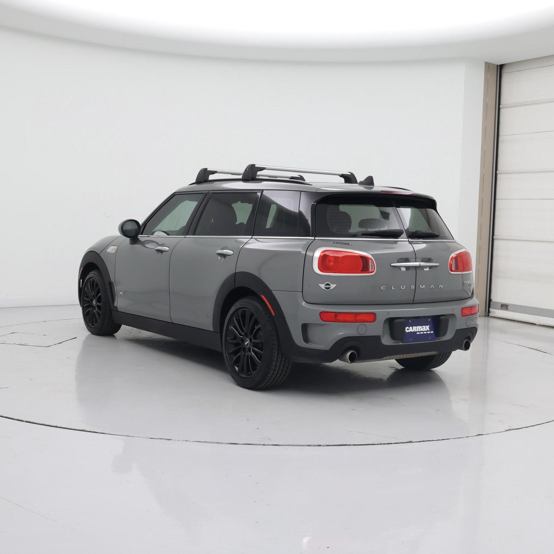 Thumbnail: 2017 MINI Cooper Clubman - 2