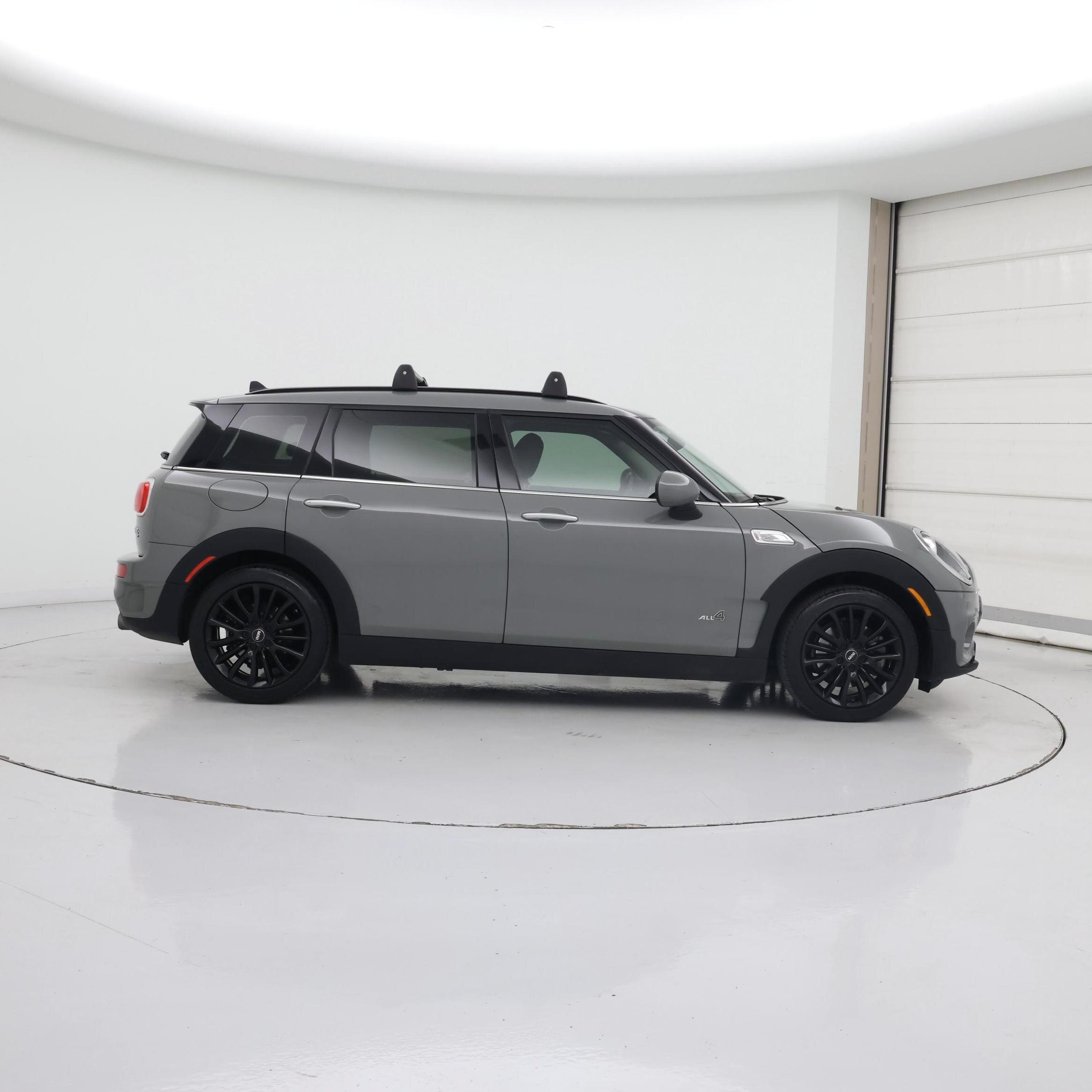 Thumbnail: 2017 MINI Cooper Clubman - 7