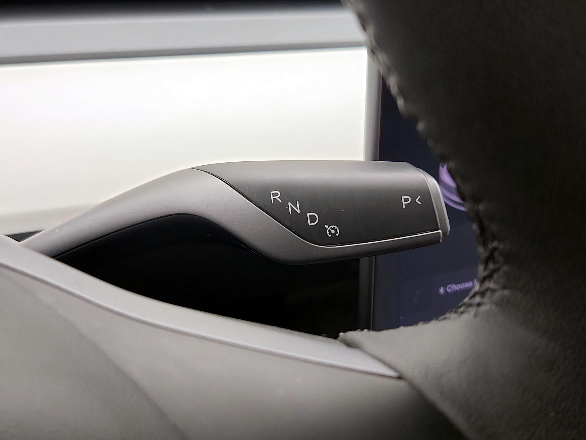 Thumbnail: 2021 Tesla Model 3 - 17