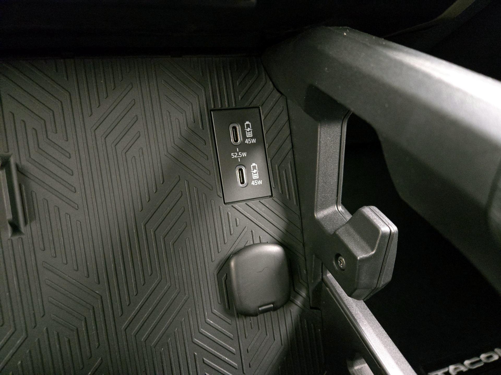 Thumbnail: 2025 Toyota Tacoma - 18