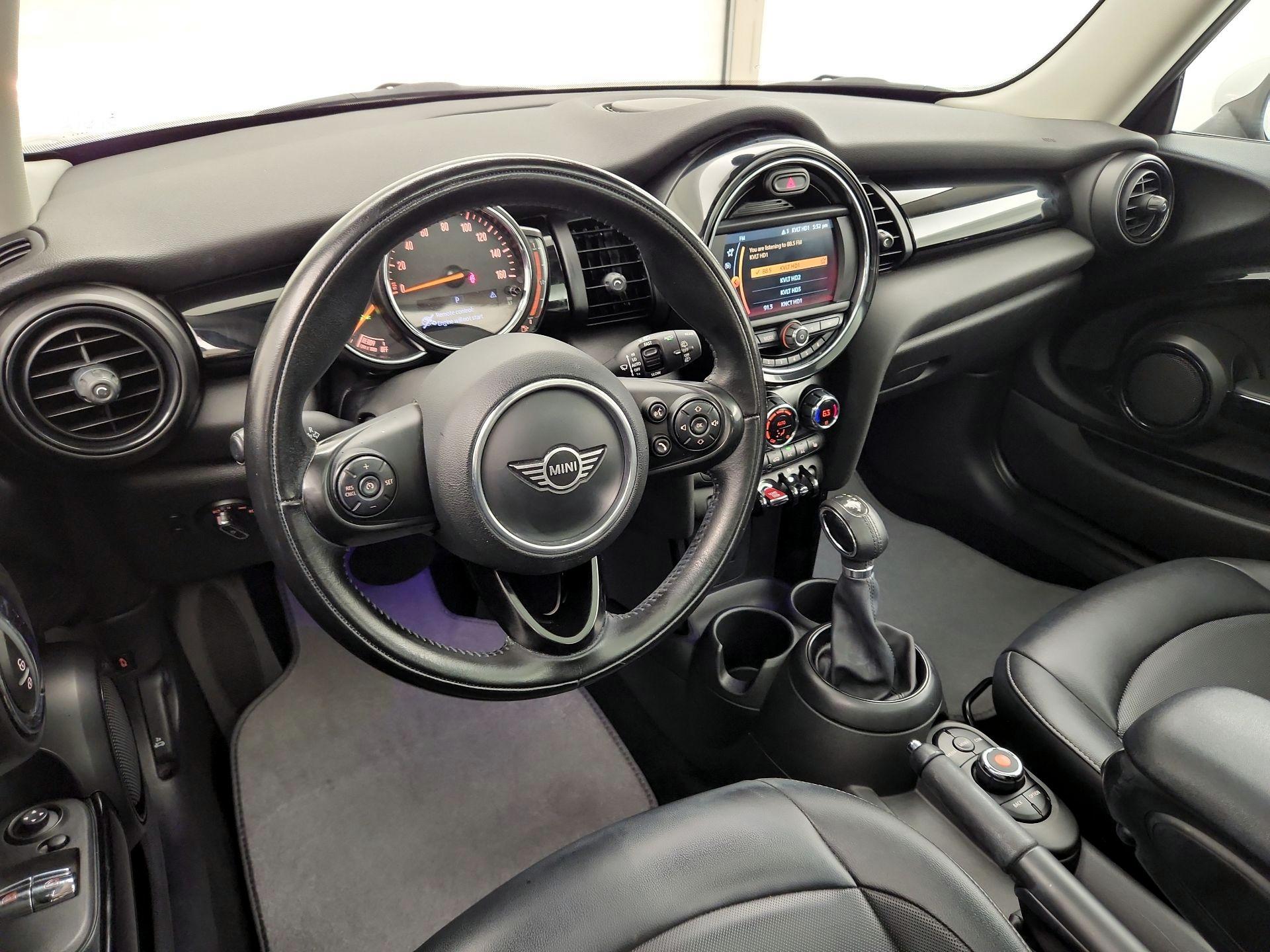 Thumbnail: 2019 MINI Cooper Hardtop - 9