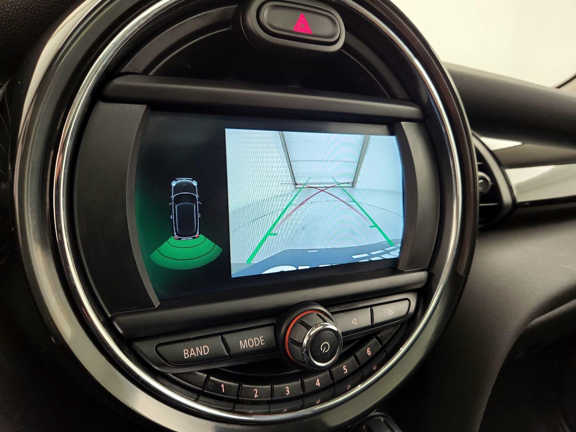 Thumbnail: 2019 MINI Cooper Hardtop - 14