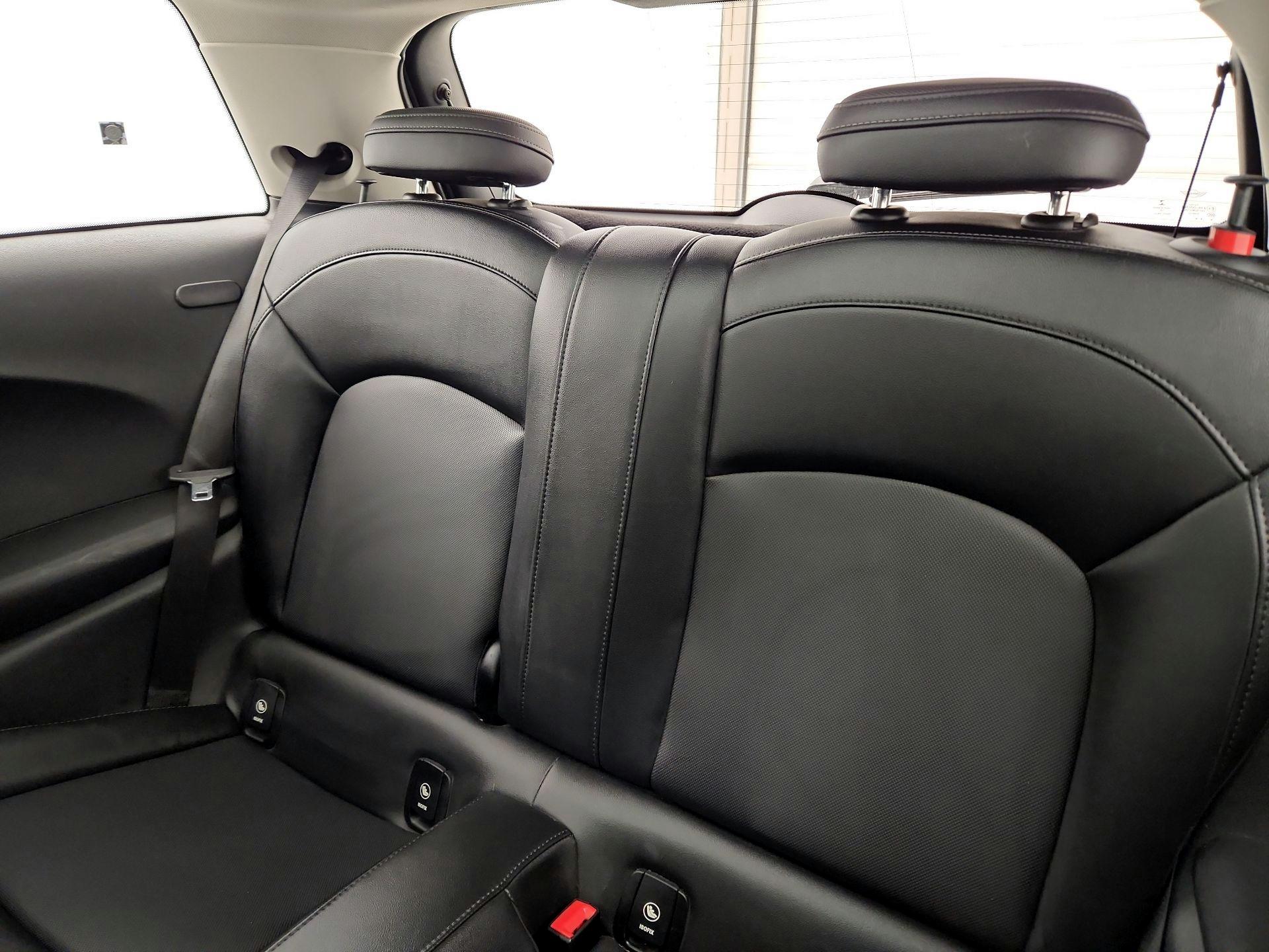 Thumbnail: 2019 MINI Cooper Hardtop - 20